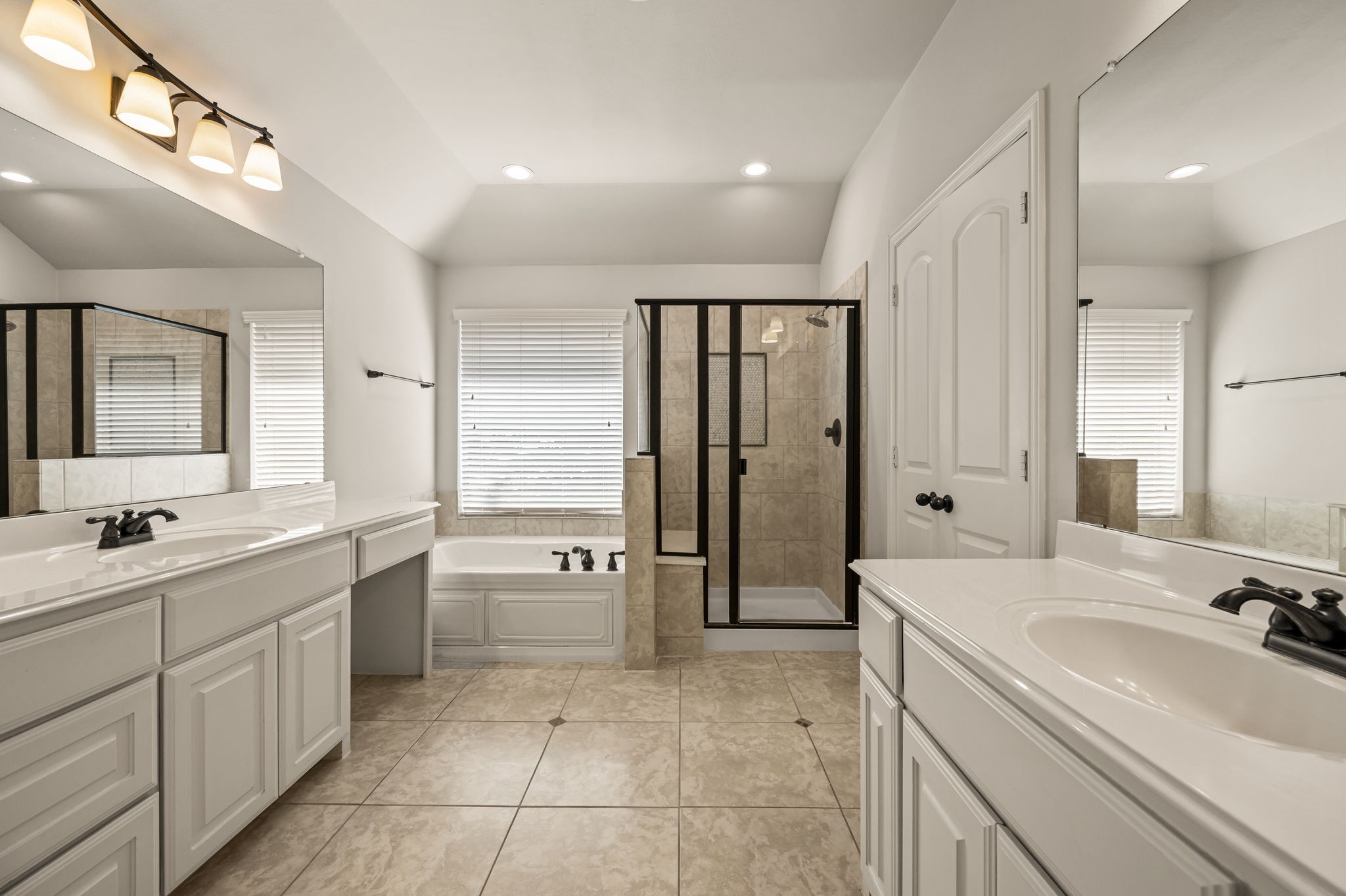 250 Churchill Loop 