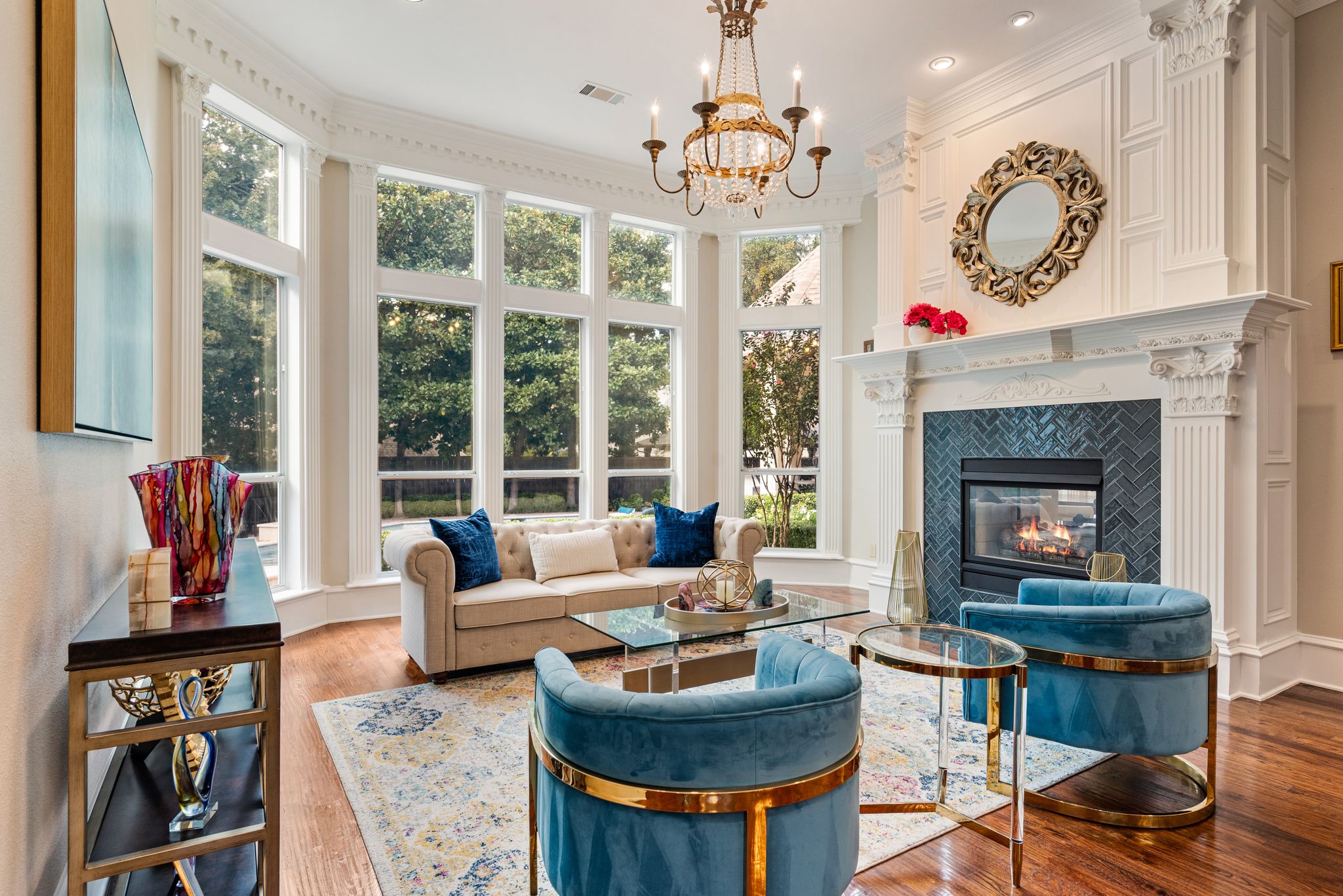802 Carriage Court 