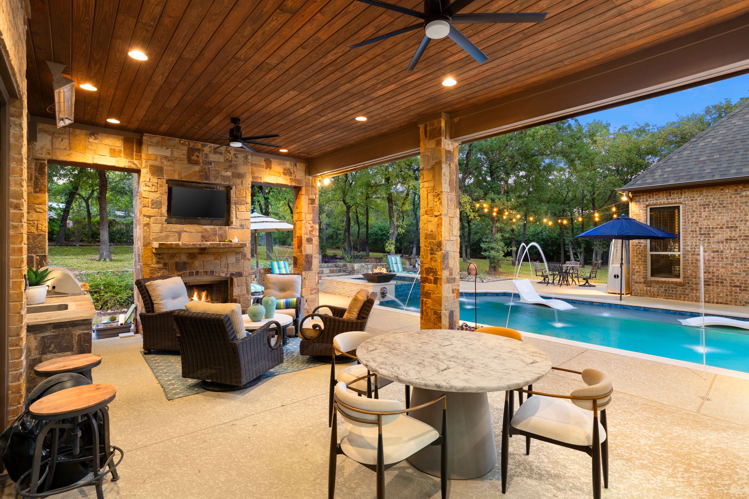 2405 Southern Hills Court 