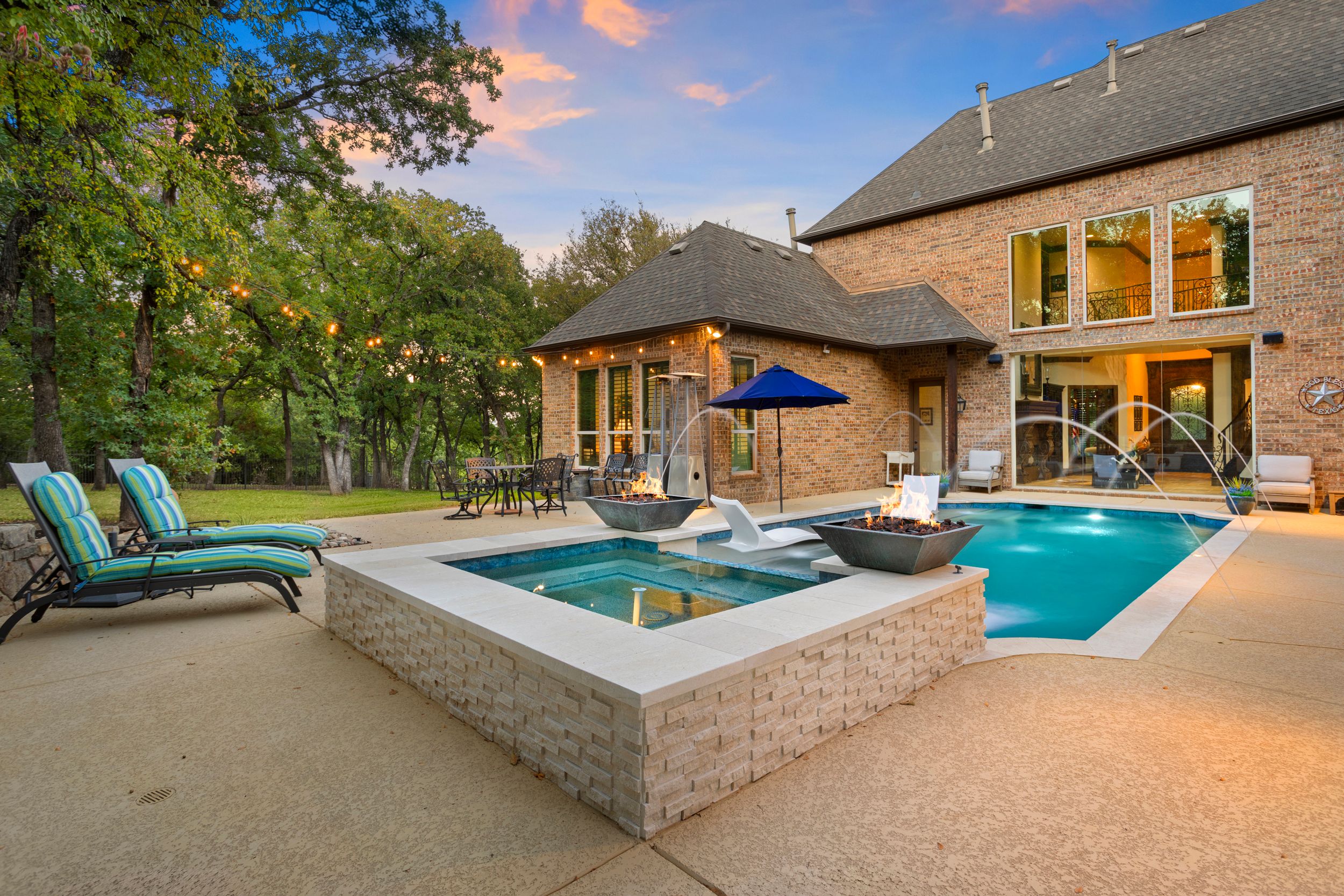 2405 Southern Hills Court 