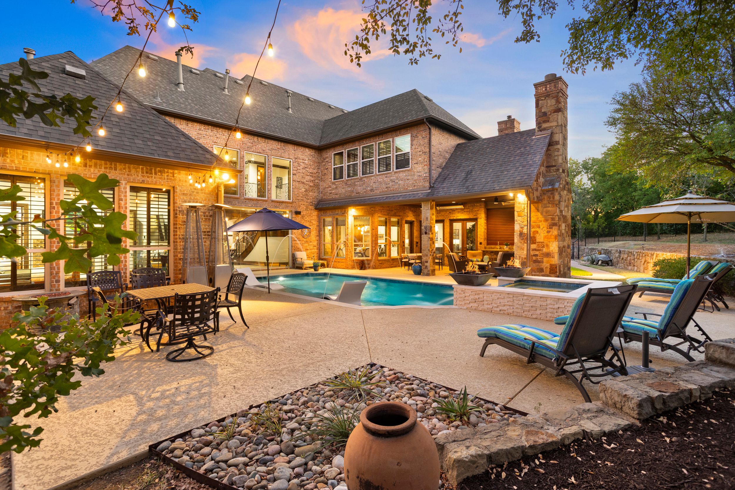 2405 Southern Hills Court 