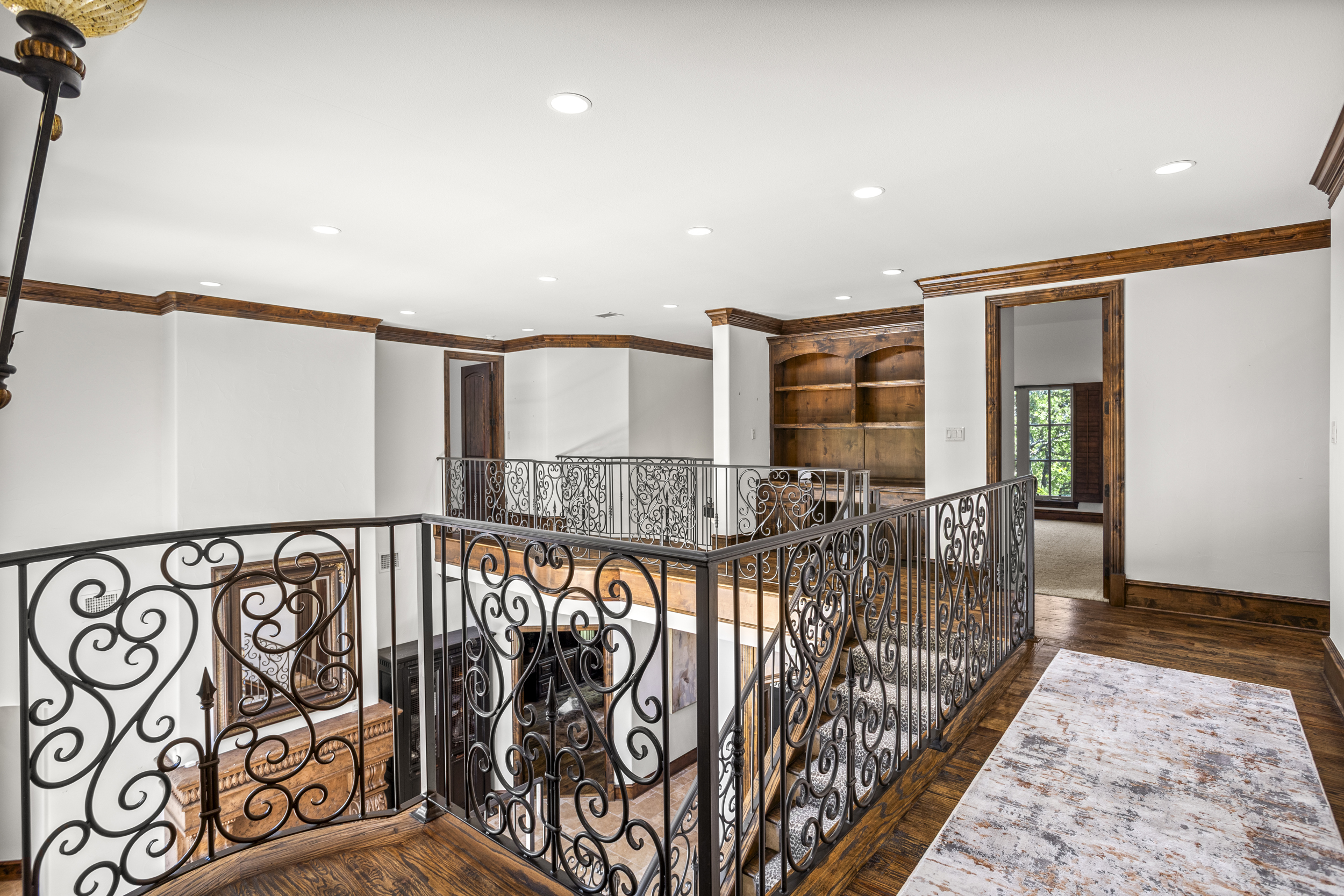2405 Southern Hills Court 