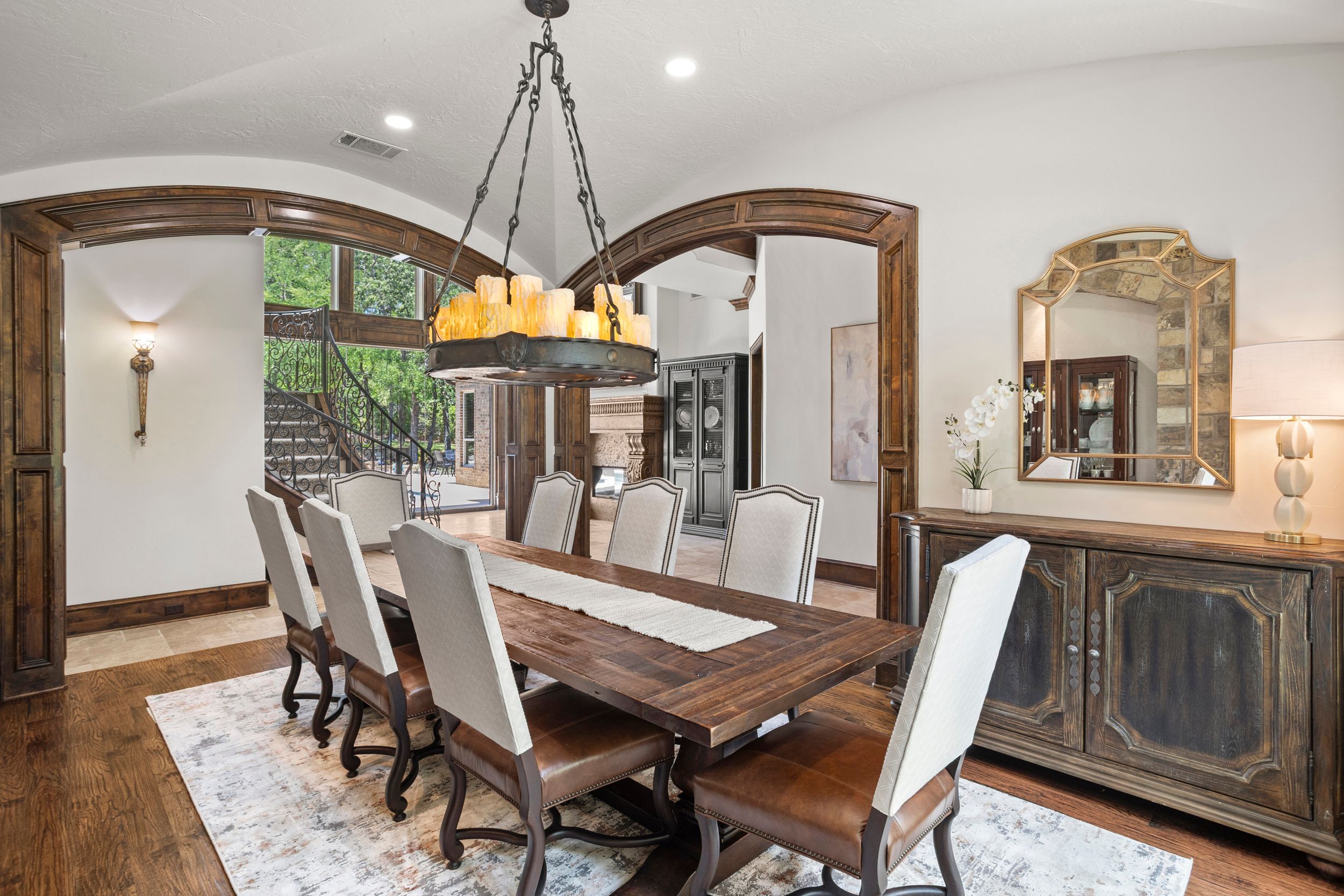 2405 Southern Hills Court 