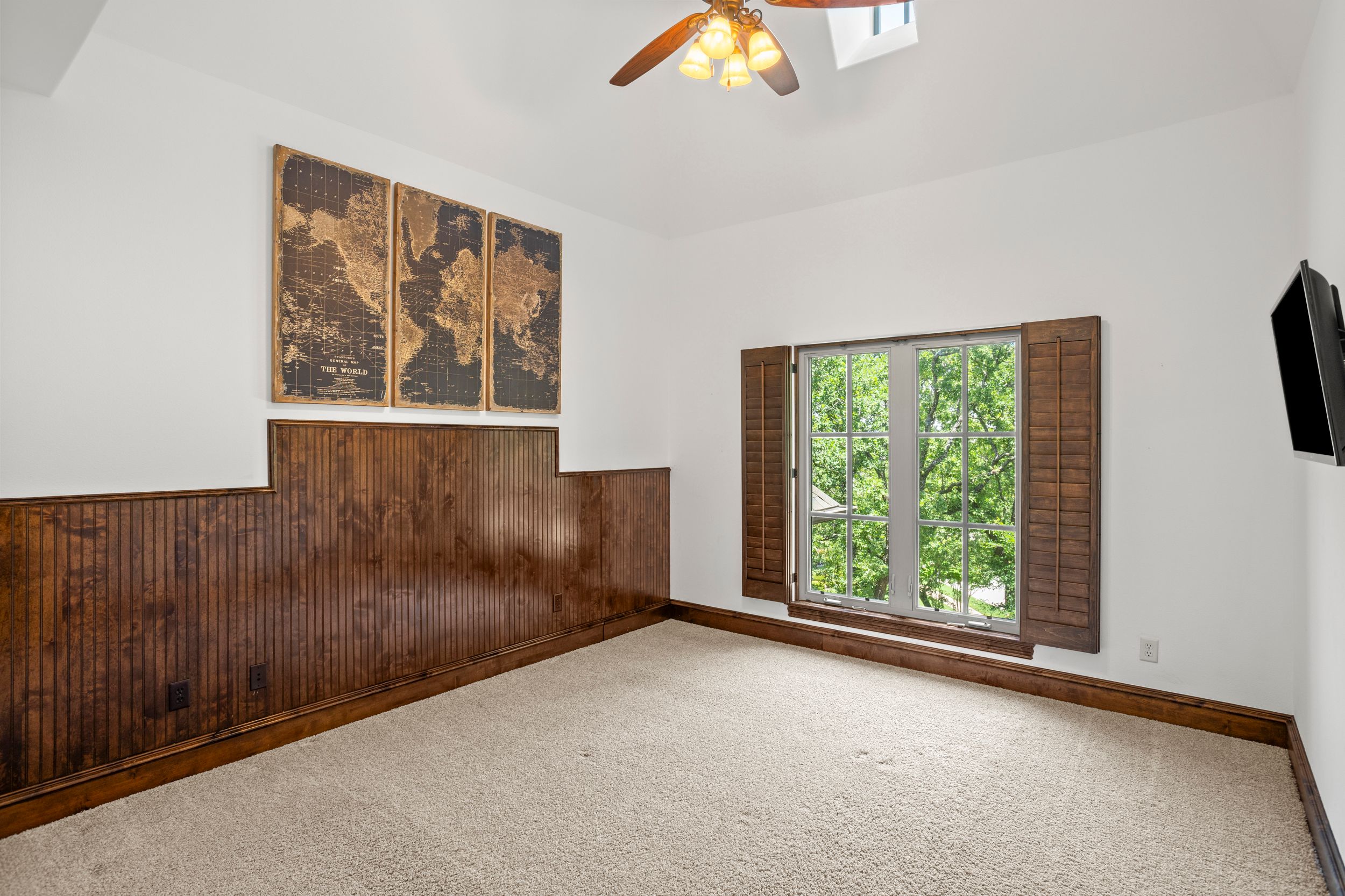 2405 Southern Hills Court 