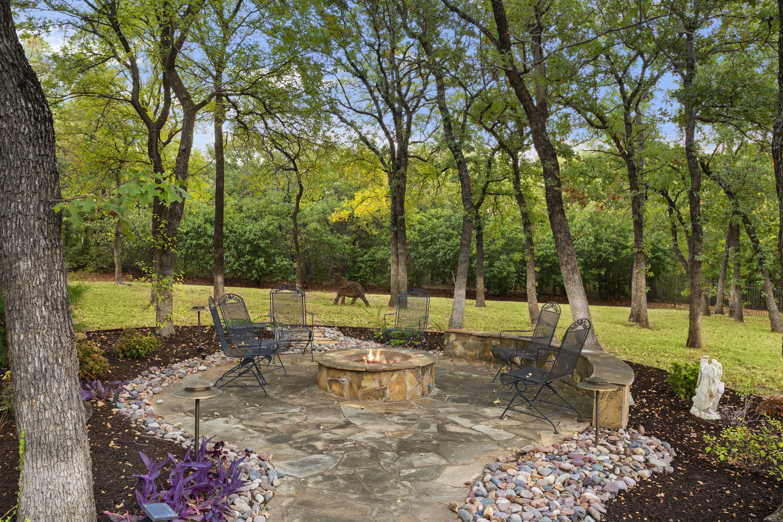 2405 Southern Hills Court 