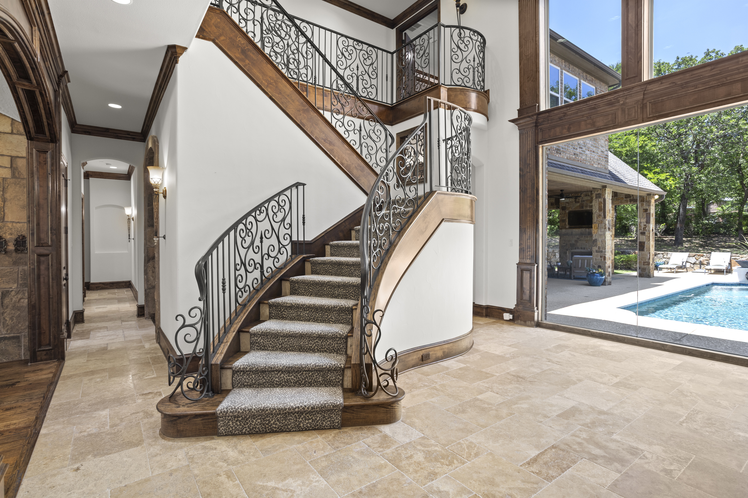 2405 Southern Hills Court 