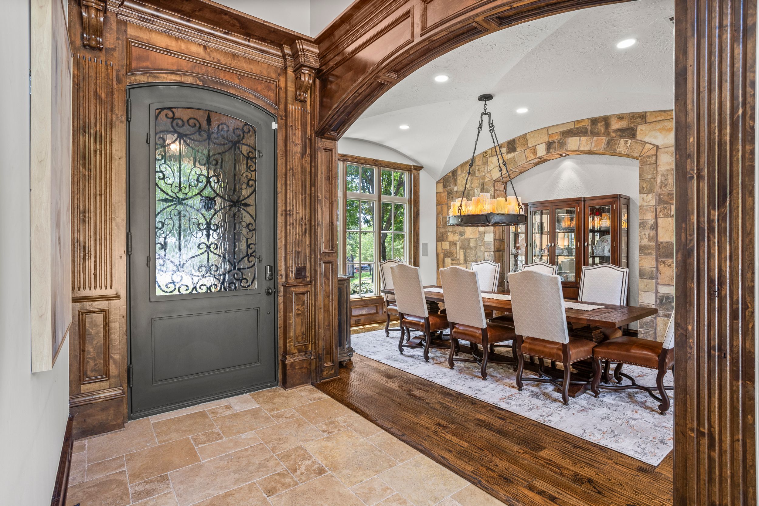 2405 Southern Hills Court 