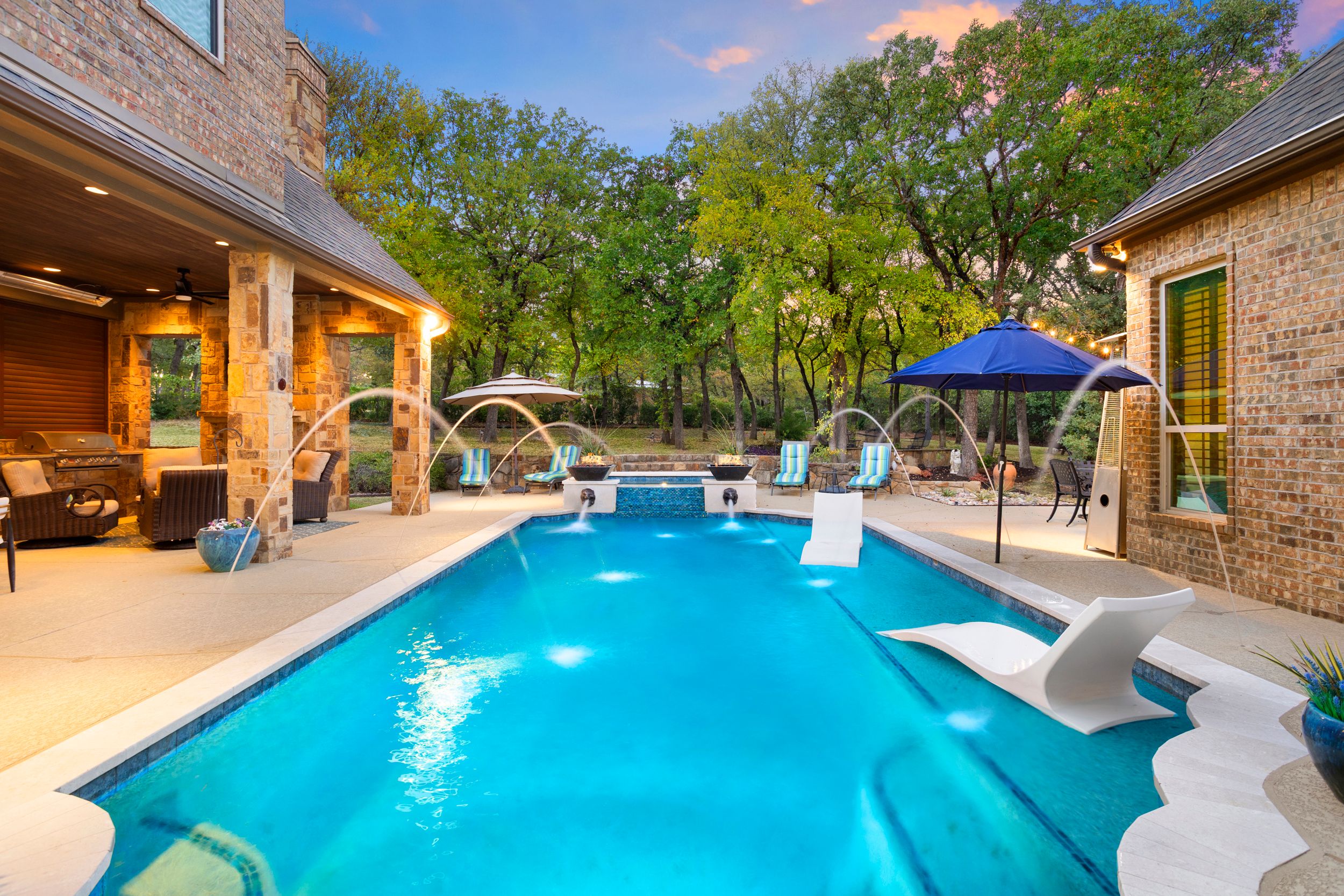 2405 Southern Hills Court 