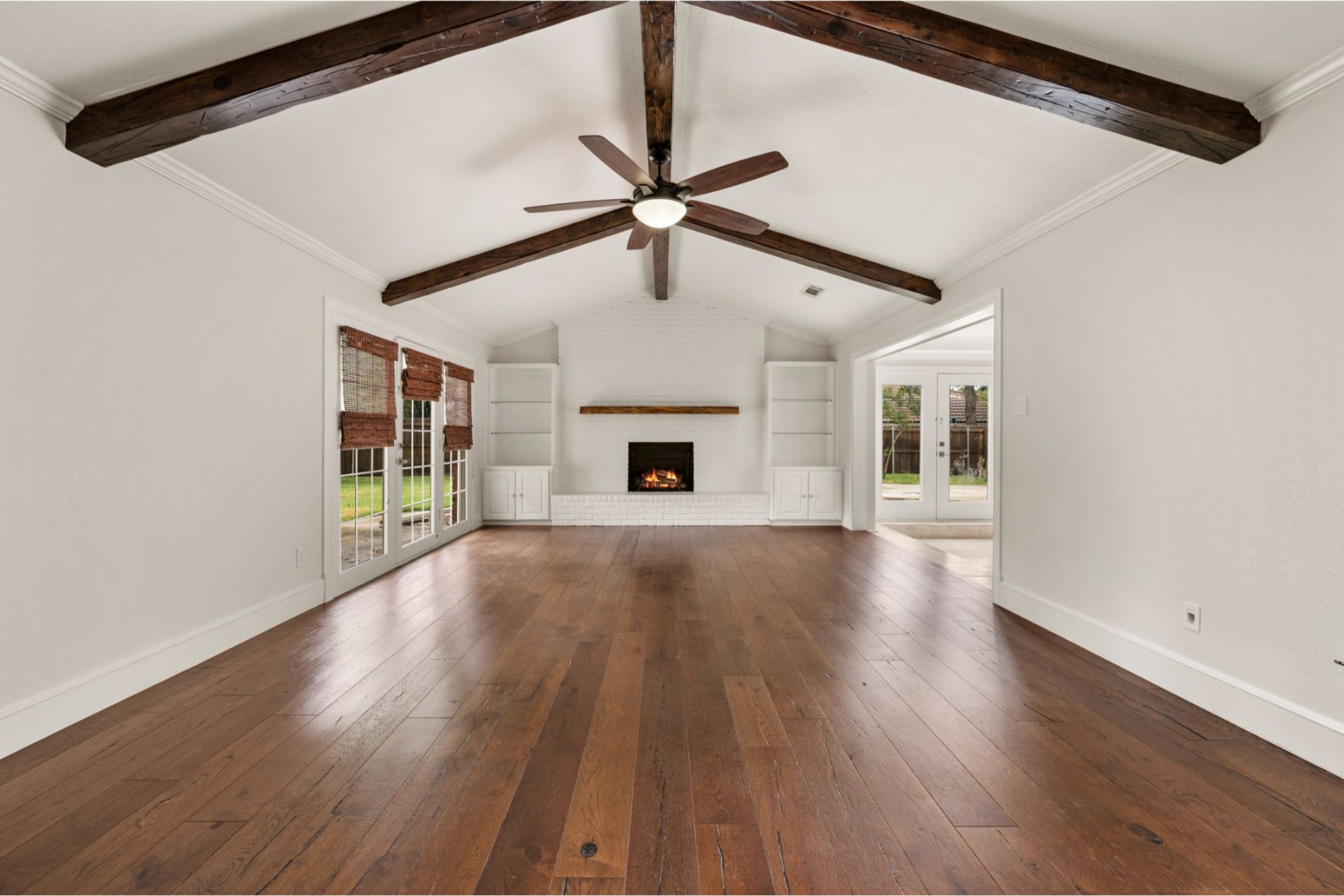 2 Lake Forest Drive 