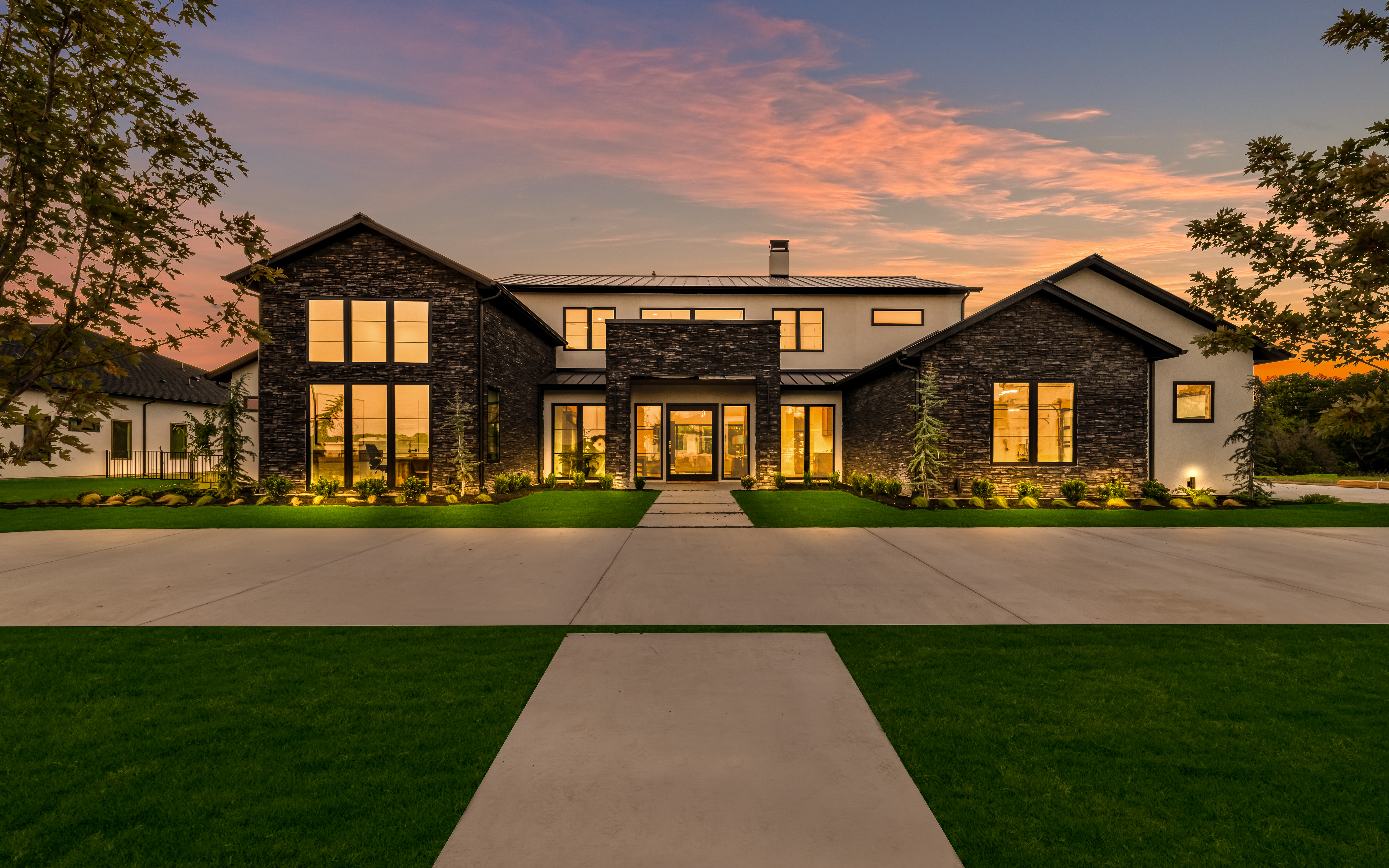 327 Longview Place 