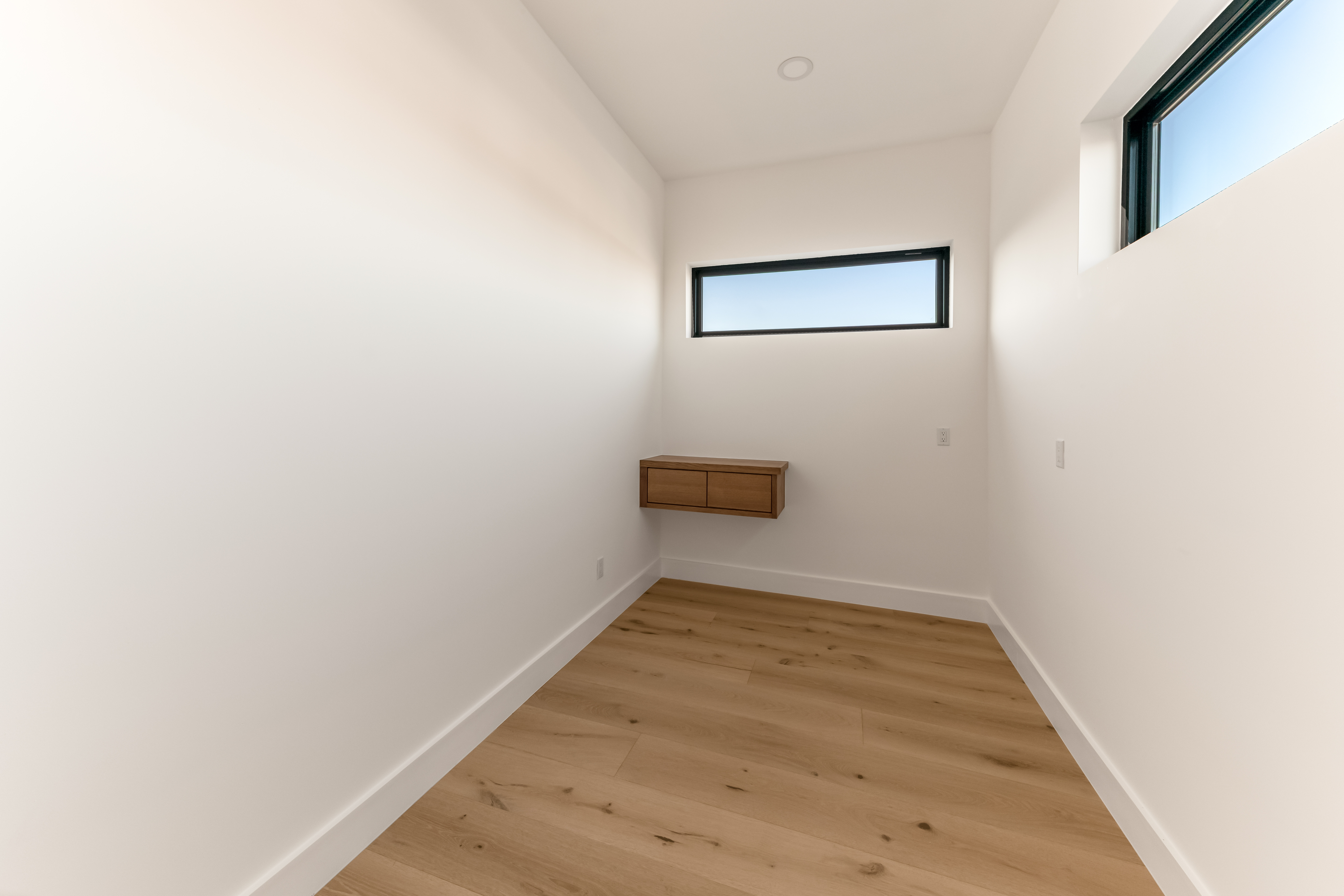 327 Longview Place 