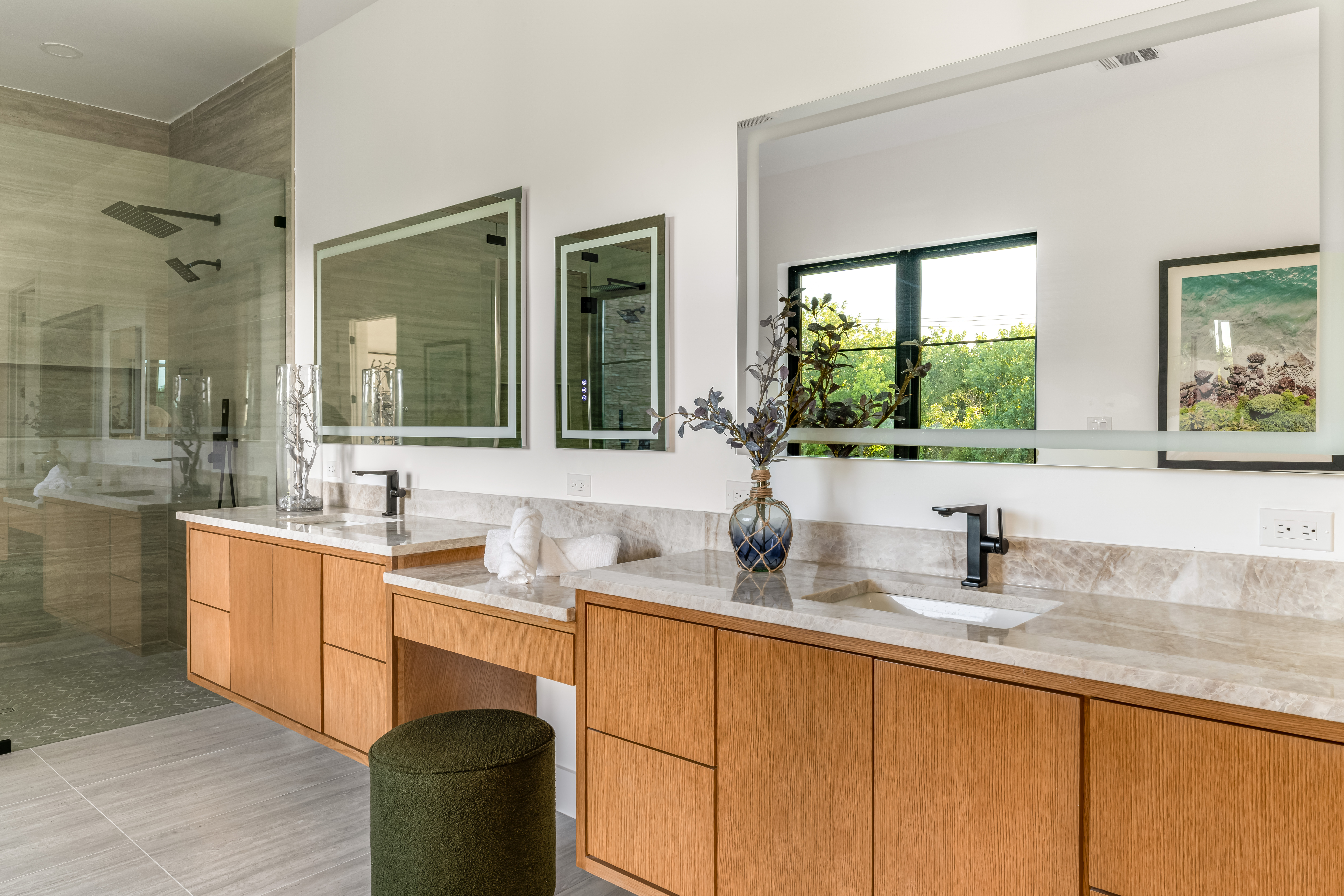 327 Longview Place 