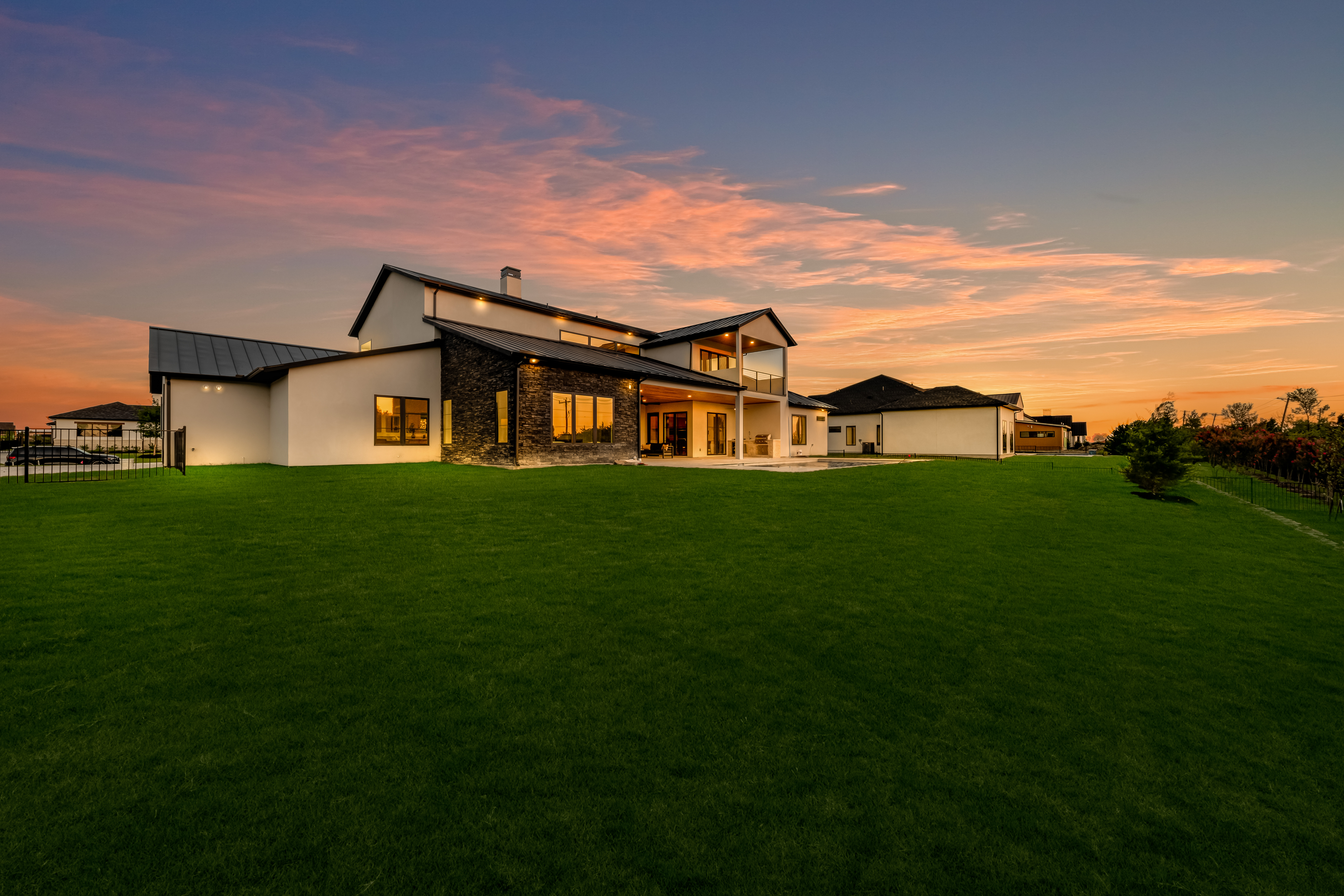 327 Longview Place 