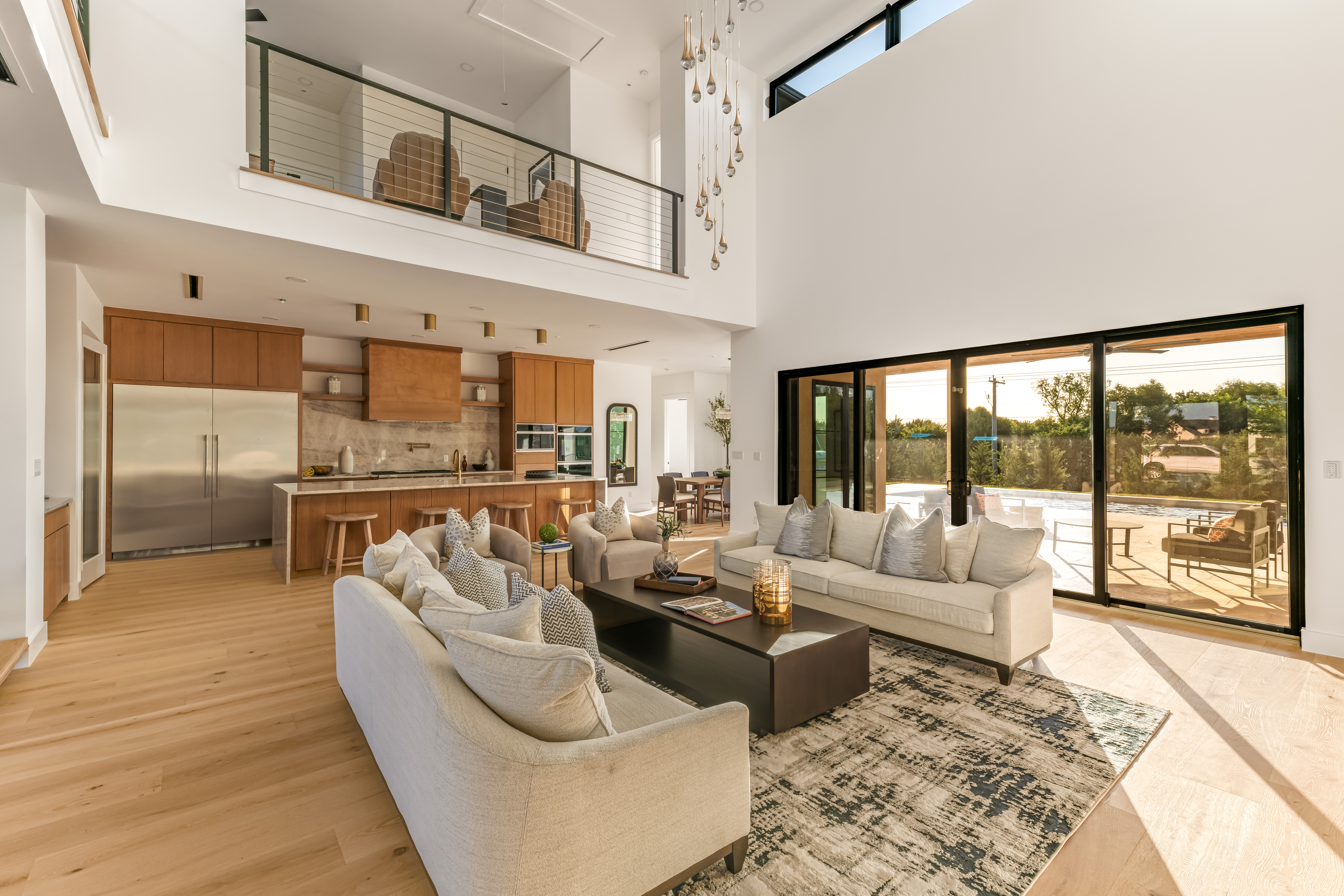 327 Longview Place 