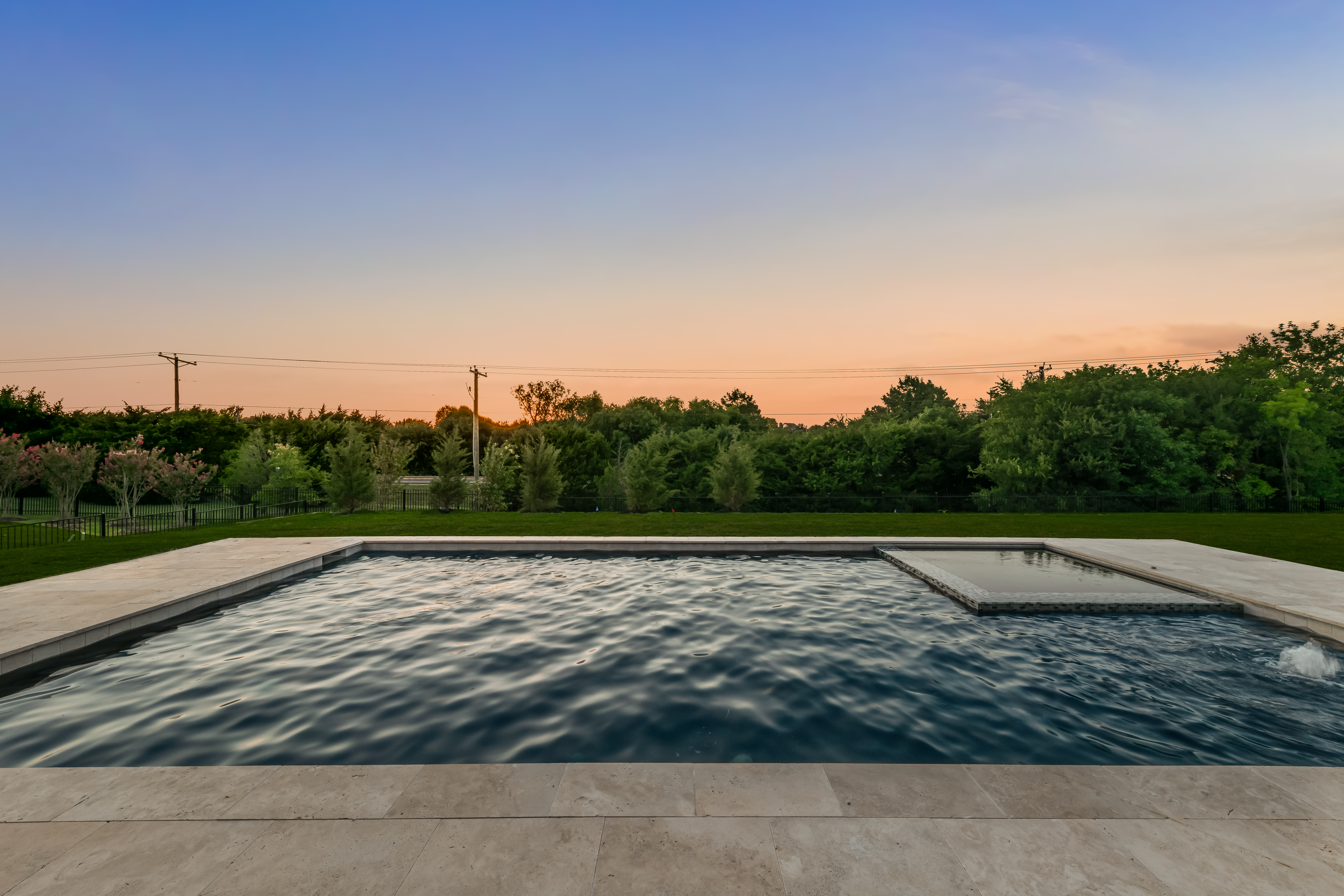 327 Longview Place 