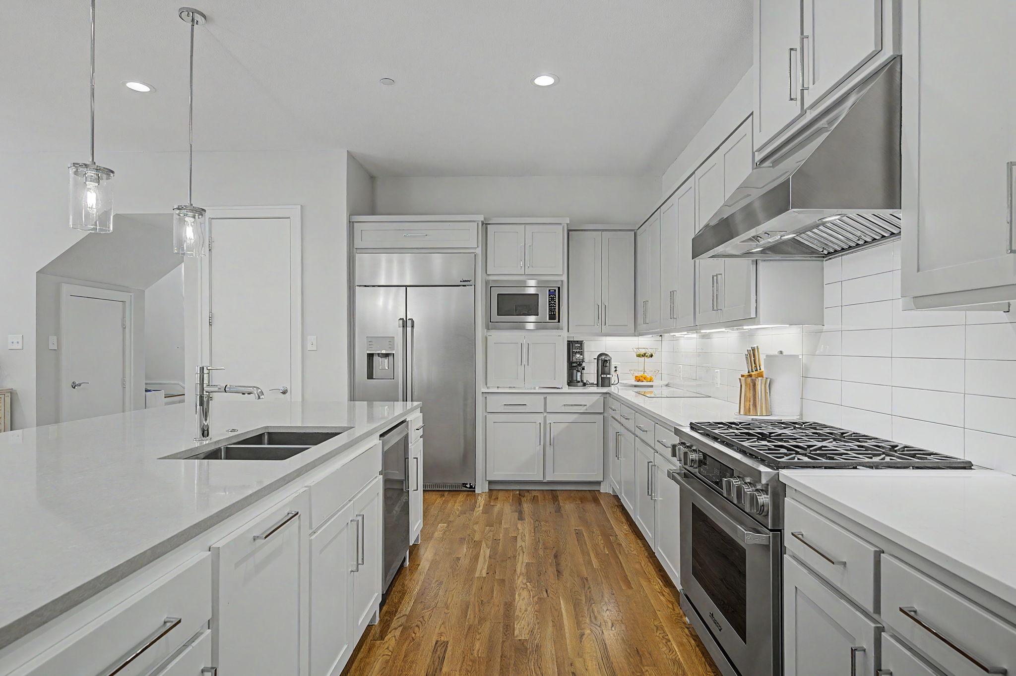 3611 Northwest Parkway 