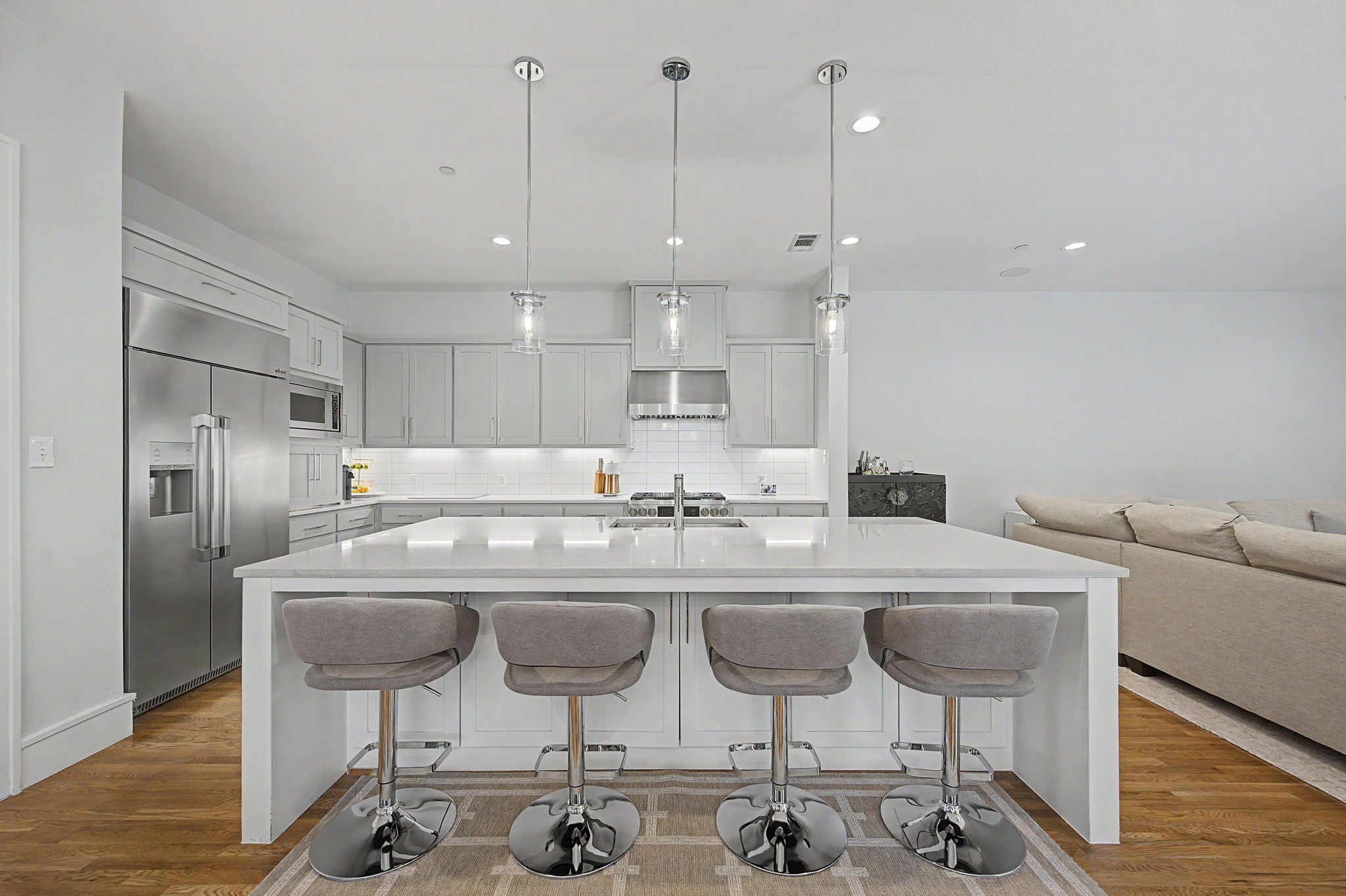 3611 Northwest Parkway 