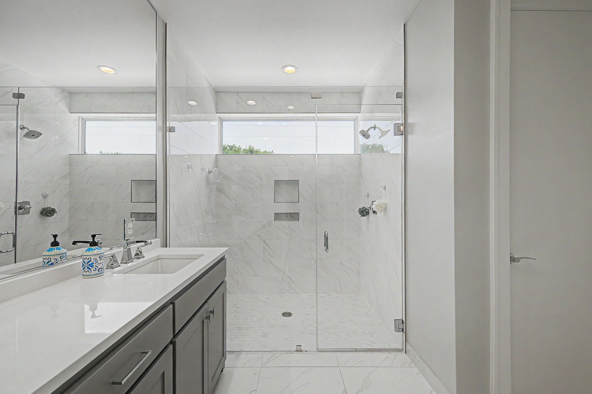 3611 Northwest Parkway 