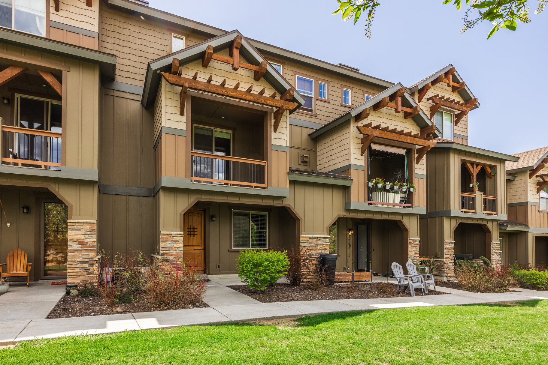 13386 N Alexis Dr