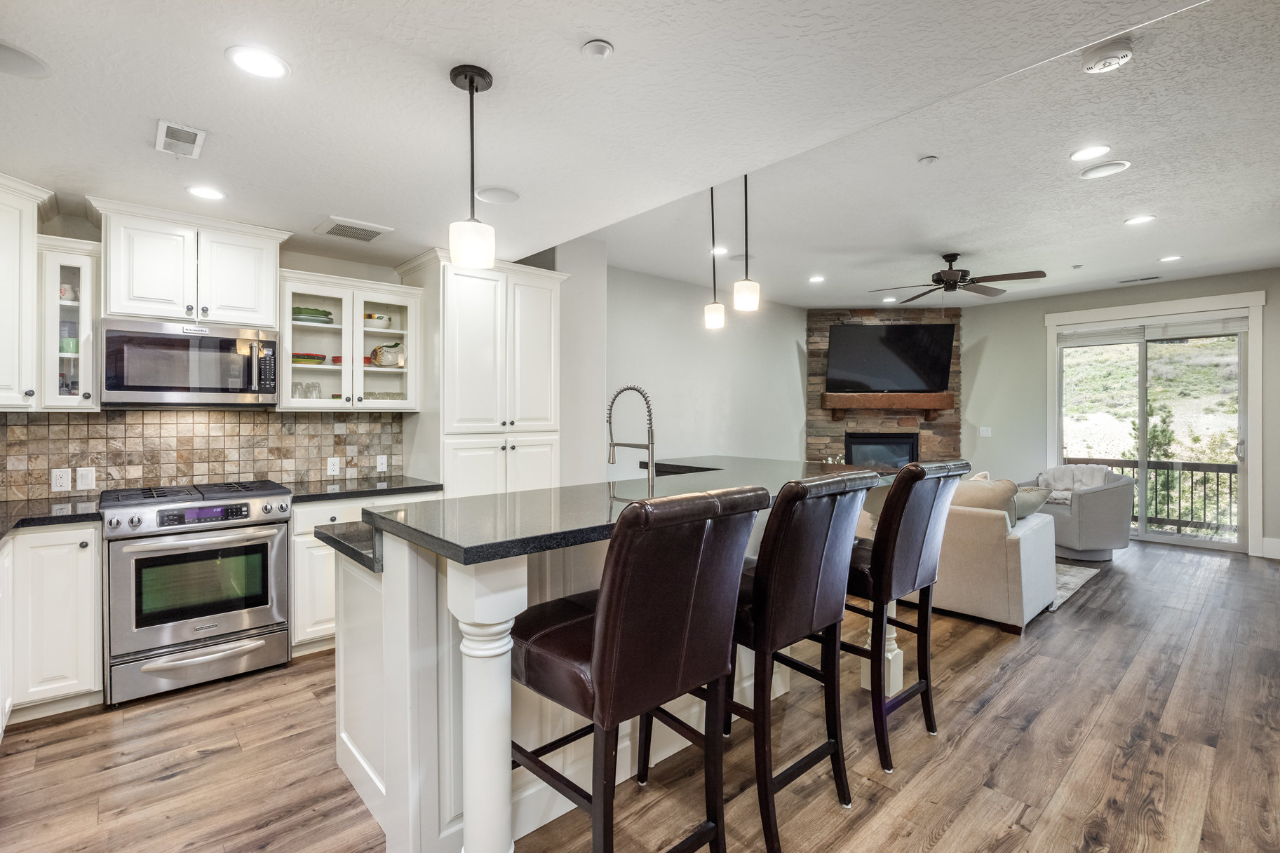 13386 N Alexis Dr
