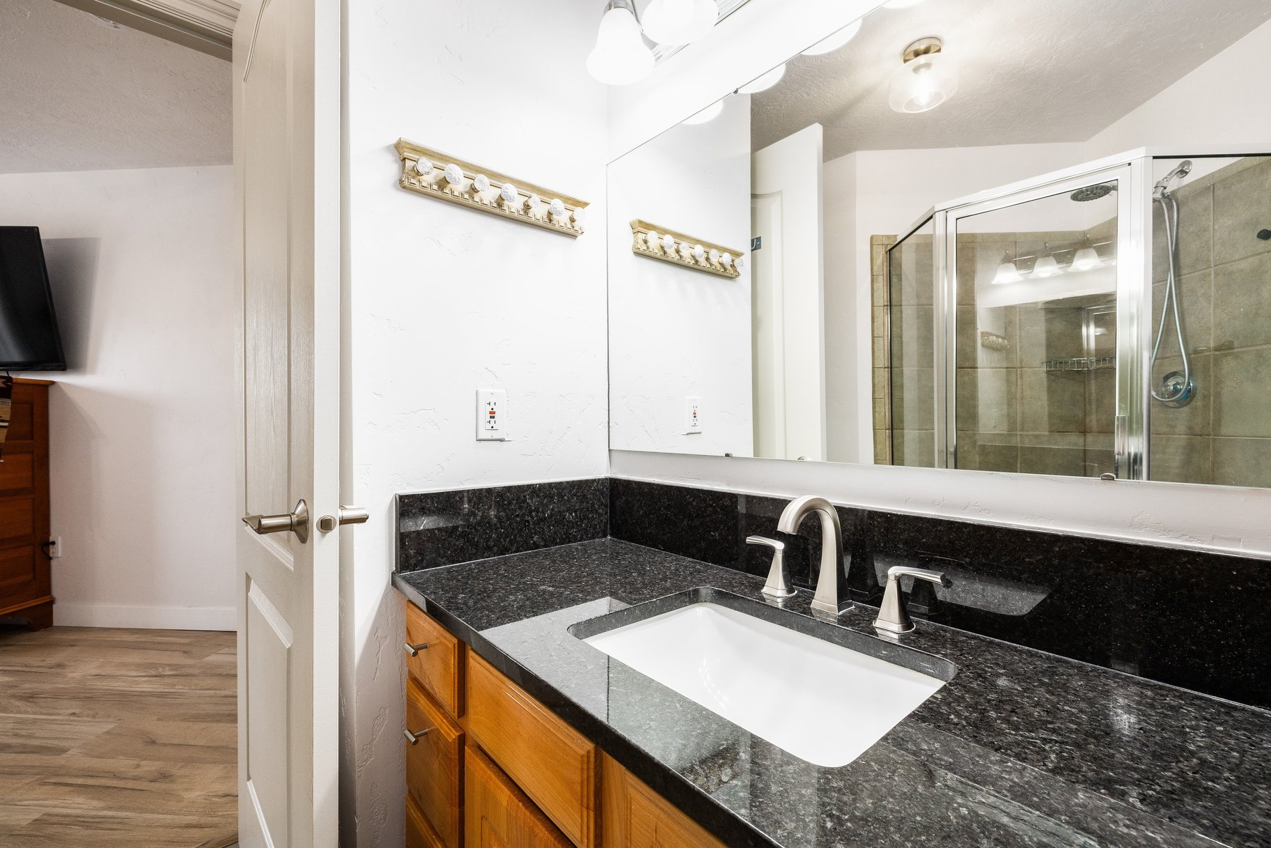 1699 W Fox Bay Drive Unit I201