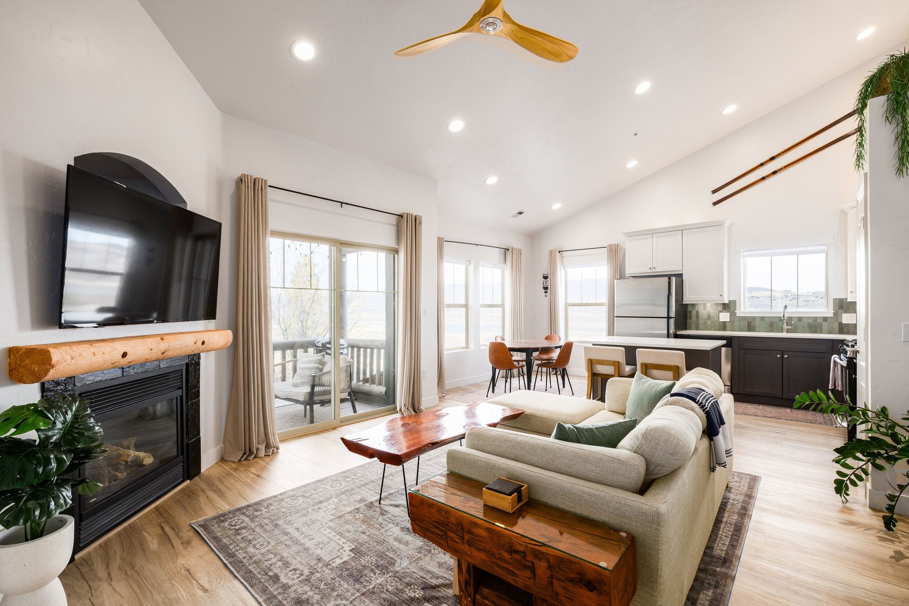 1699 W Fox Bay Drive Unit I201