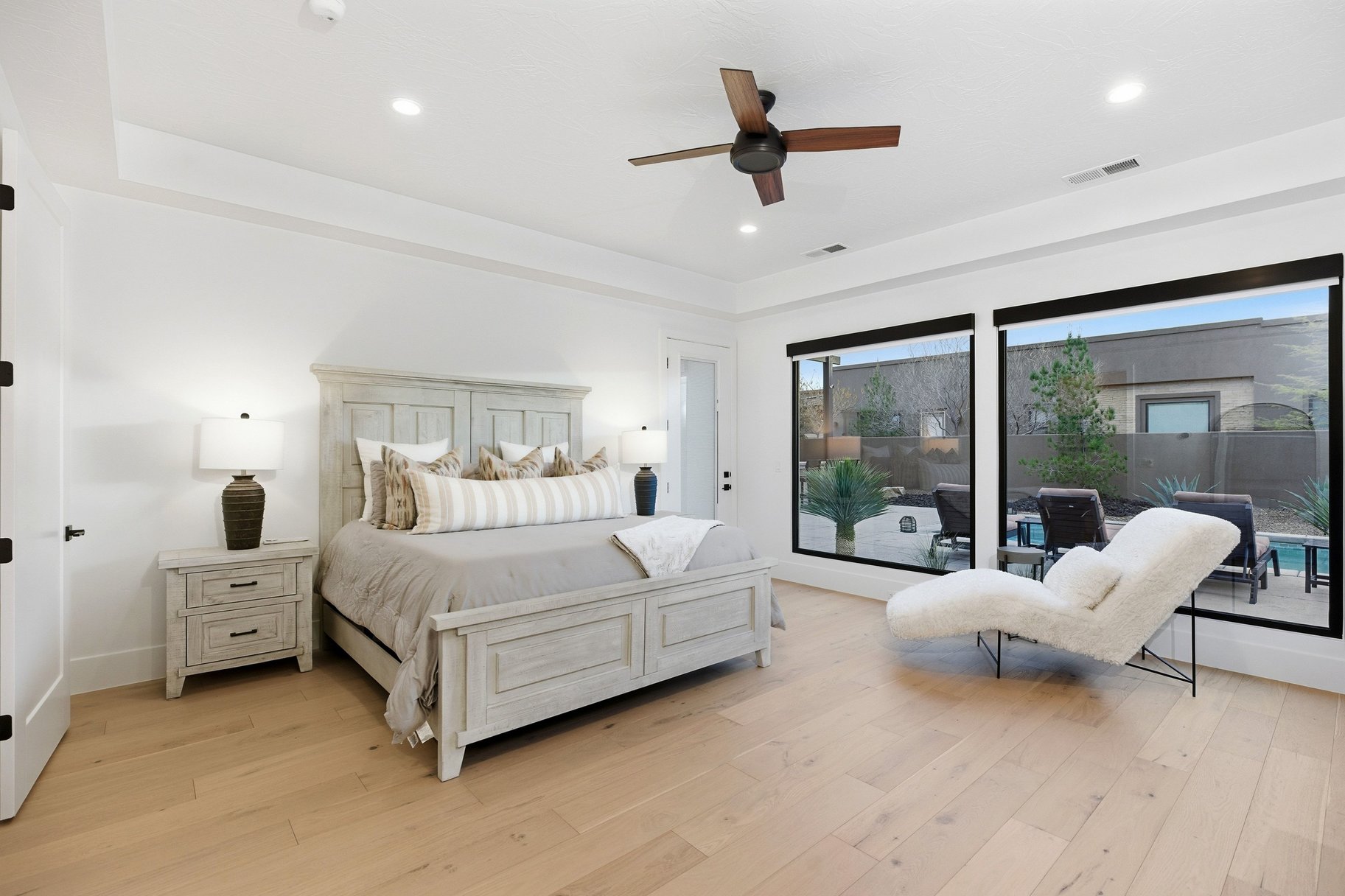 2217 W Basalt Circle