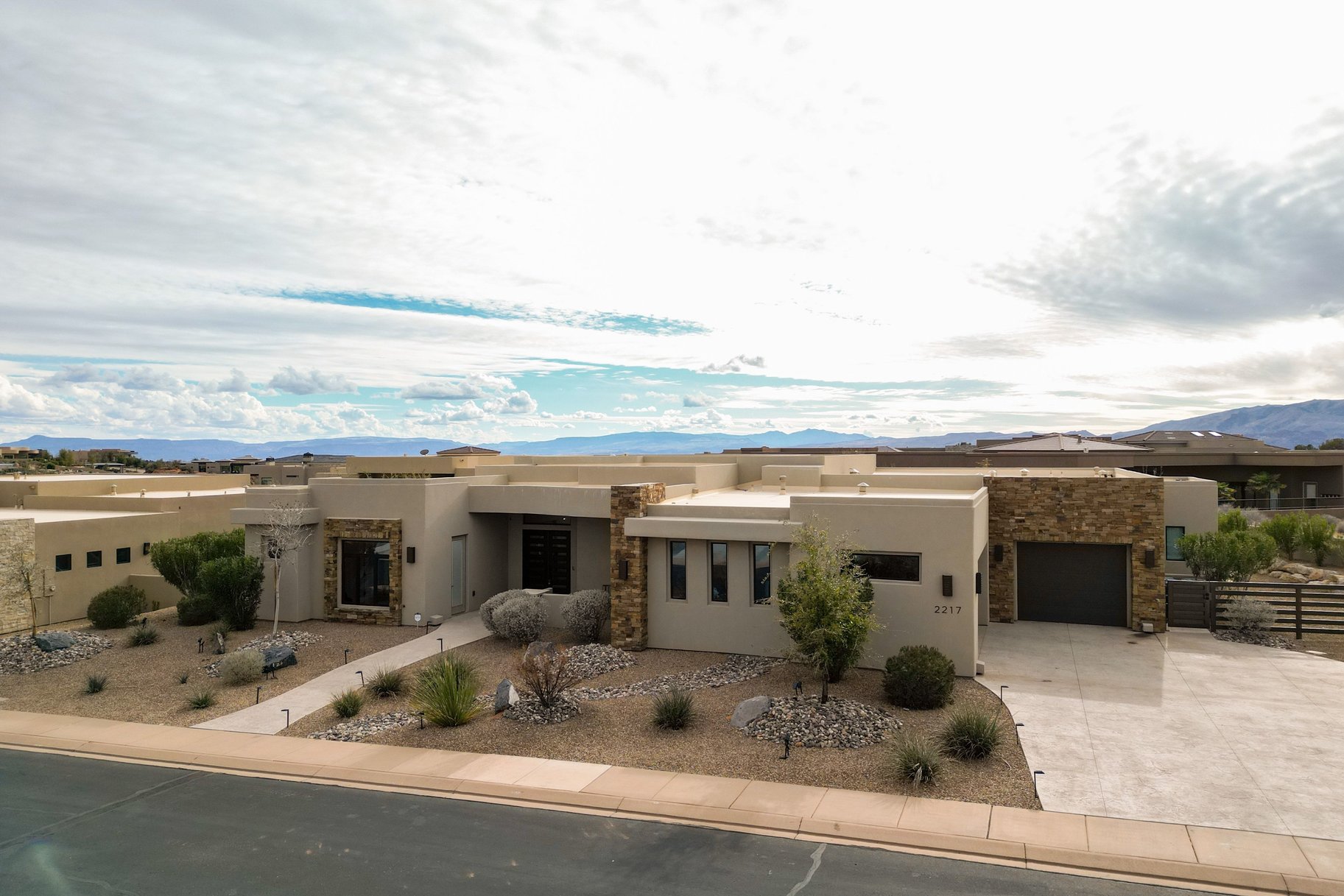 2217 W Basalt Circle