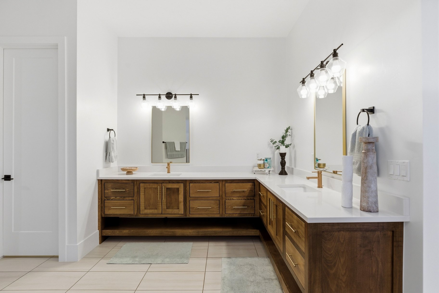 2217 W Basalt Circle