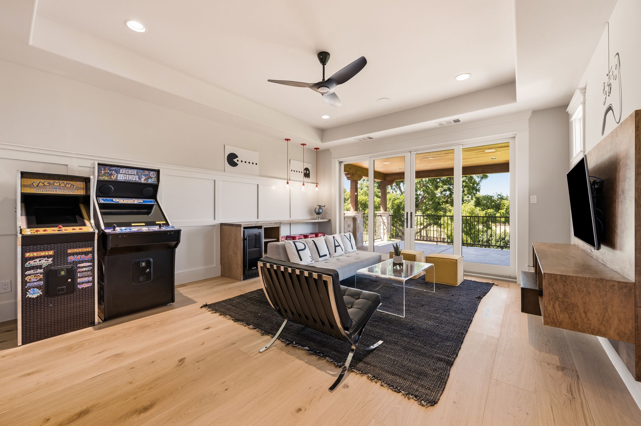 1813 Genevieve Court 