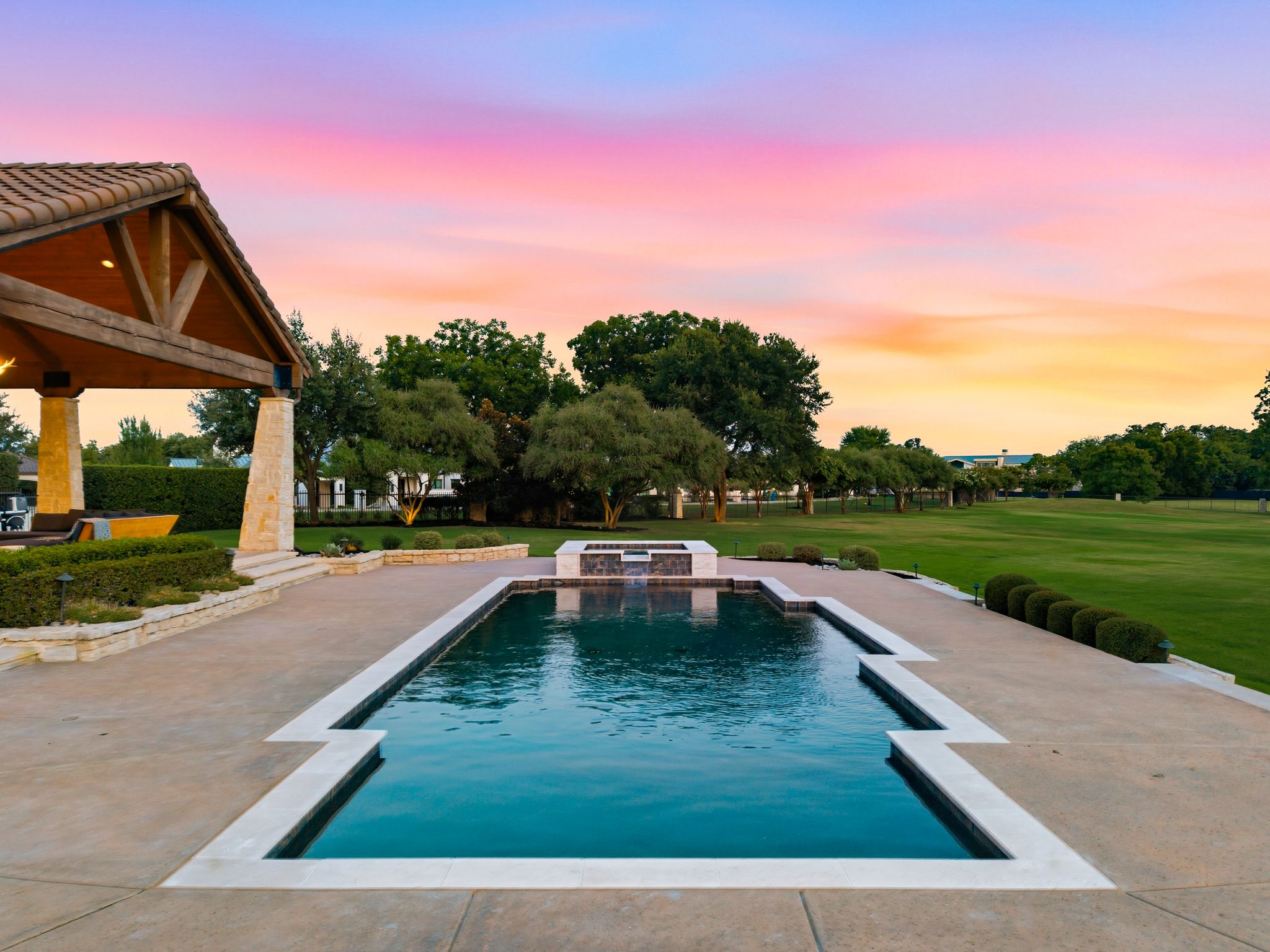 1813 Genevieve Court 