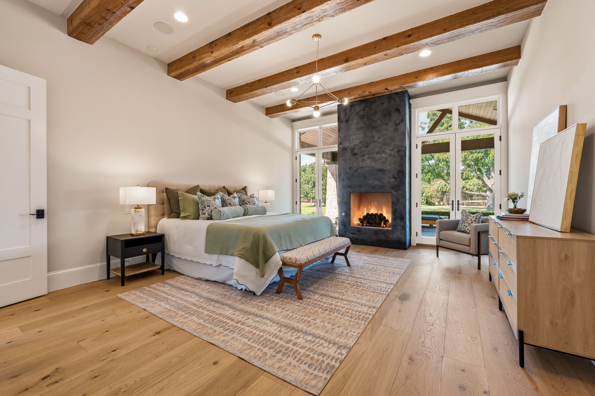 1813 Genevieve Court 