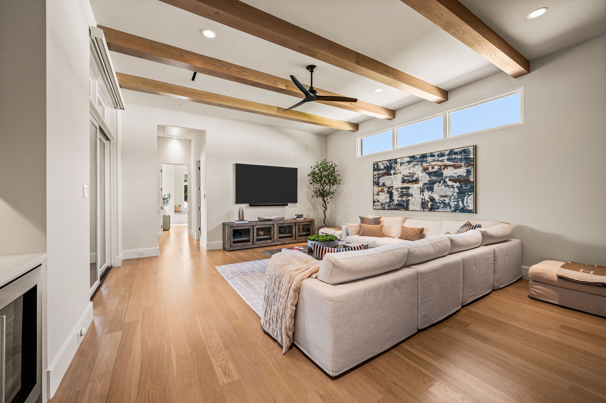 4404 Saddleback Lane 