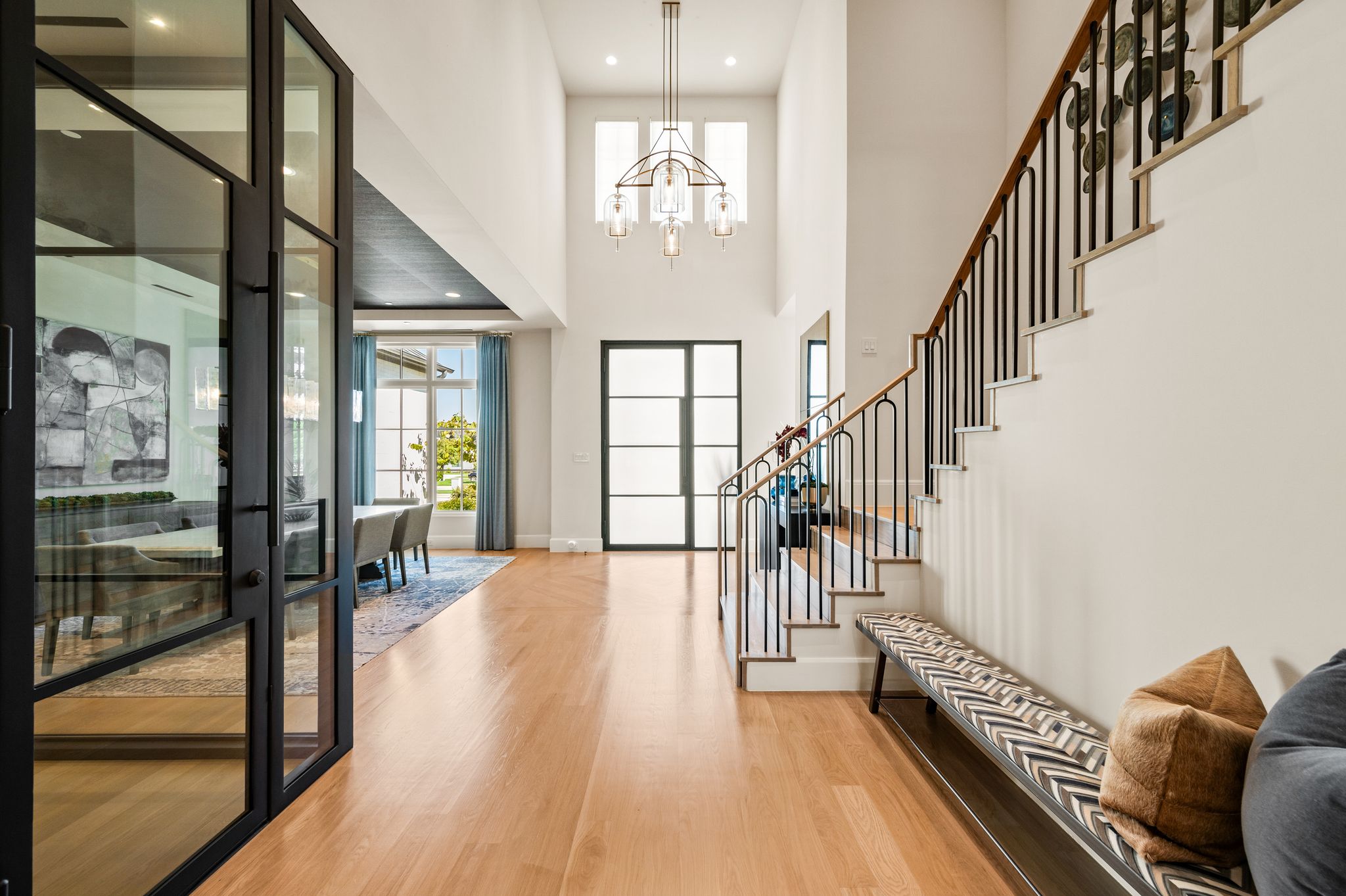 4404 Saddleback Lane 