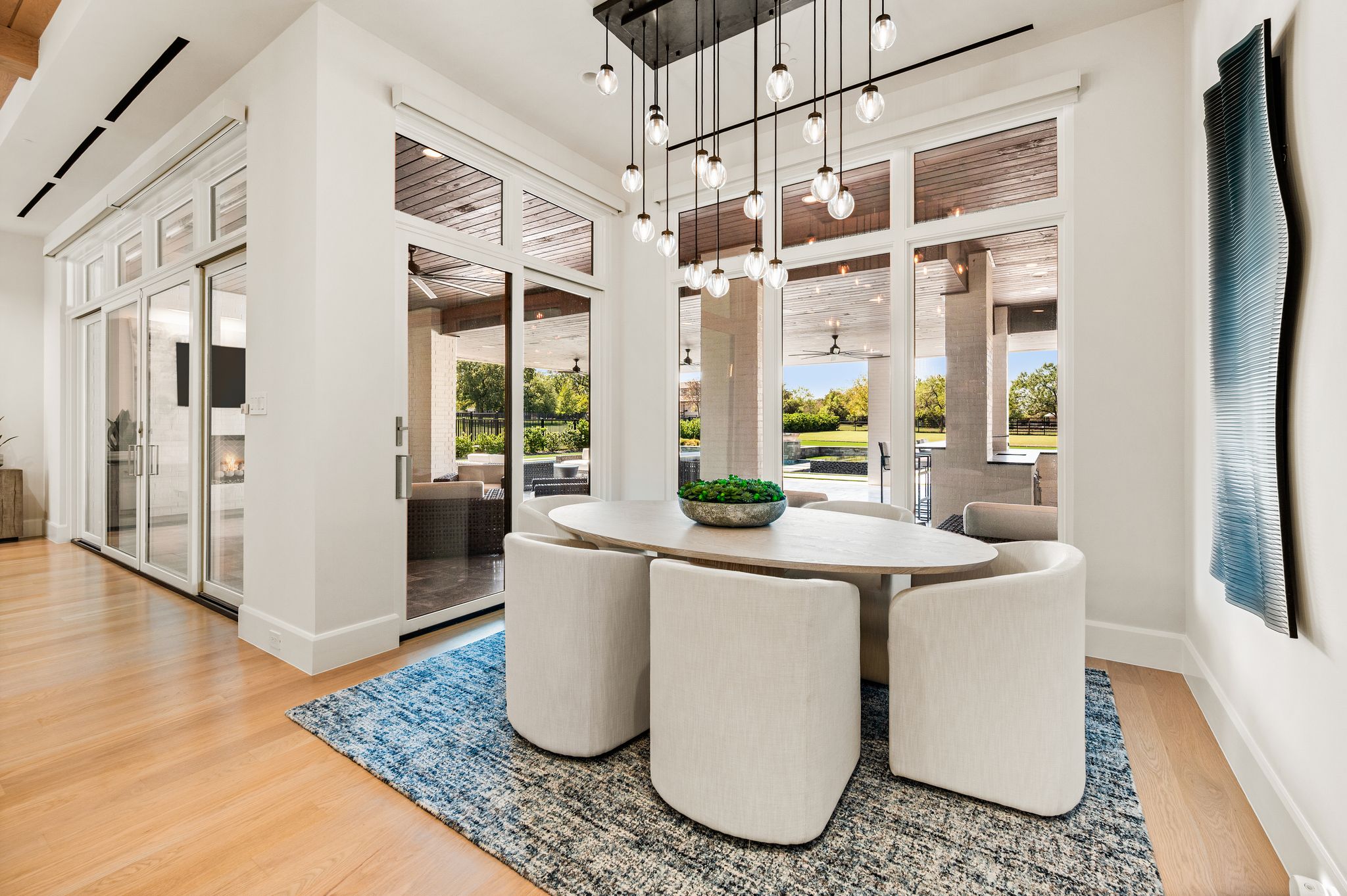 4404 Saddleback Lane 