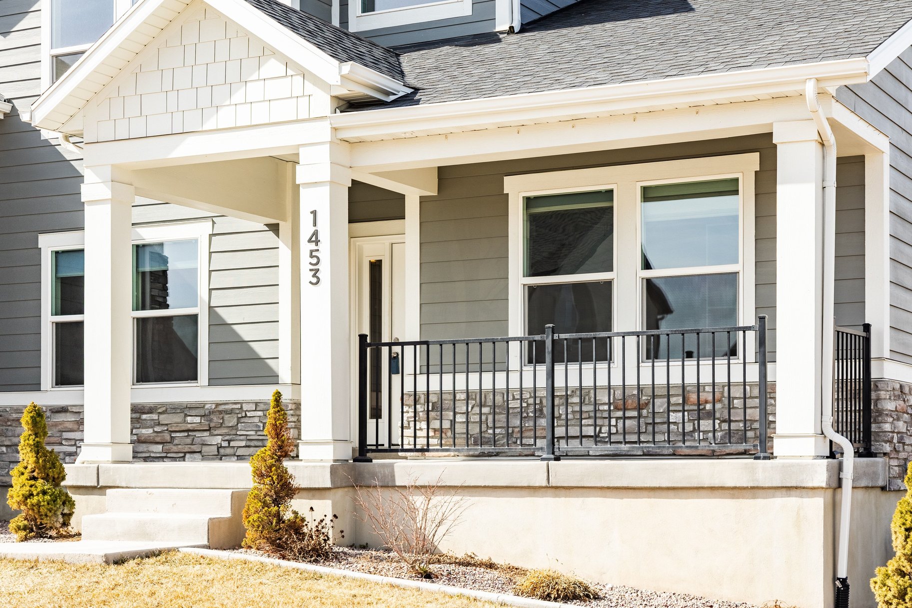 1453 N Linen Way