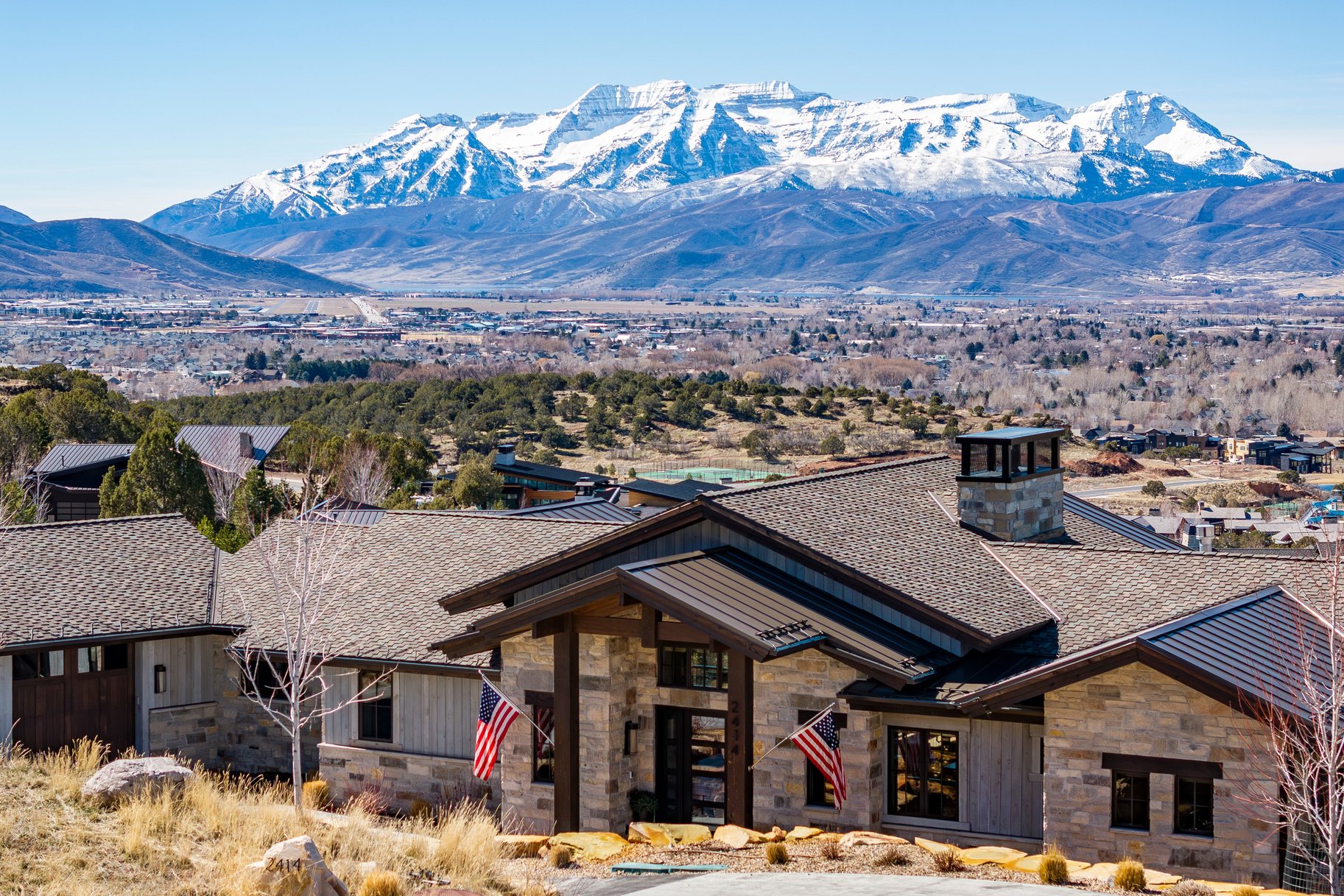 2414 E Flat Top Mountain Drive 