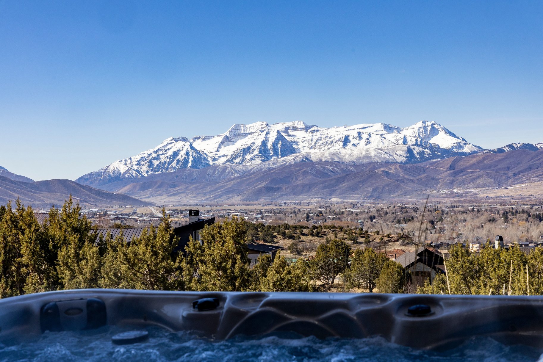 2414 E Flat Top Mountain Drive 