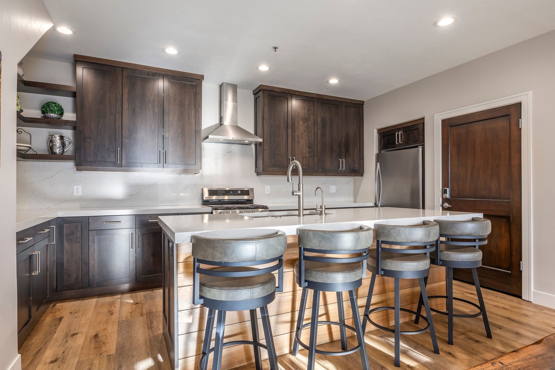 2764 Gallivan Loop Unit 28