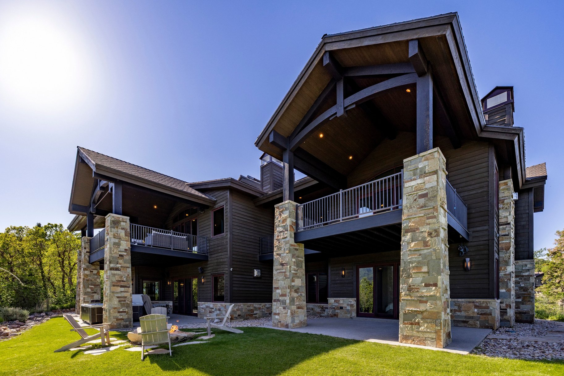 8905 Parleys Lane