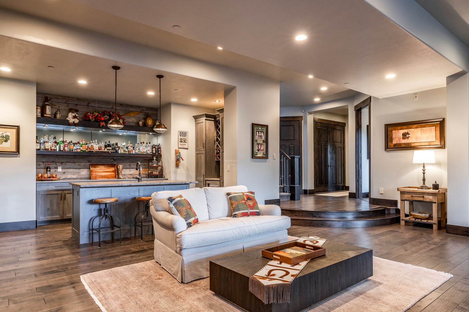 8905 Parleys Lane