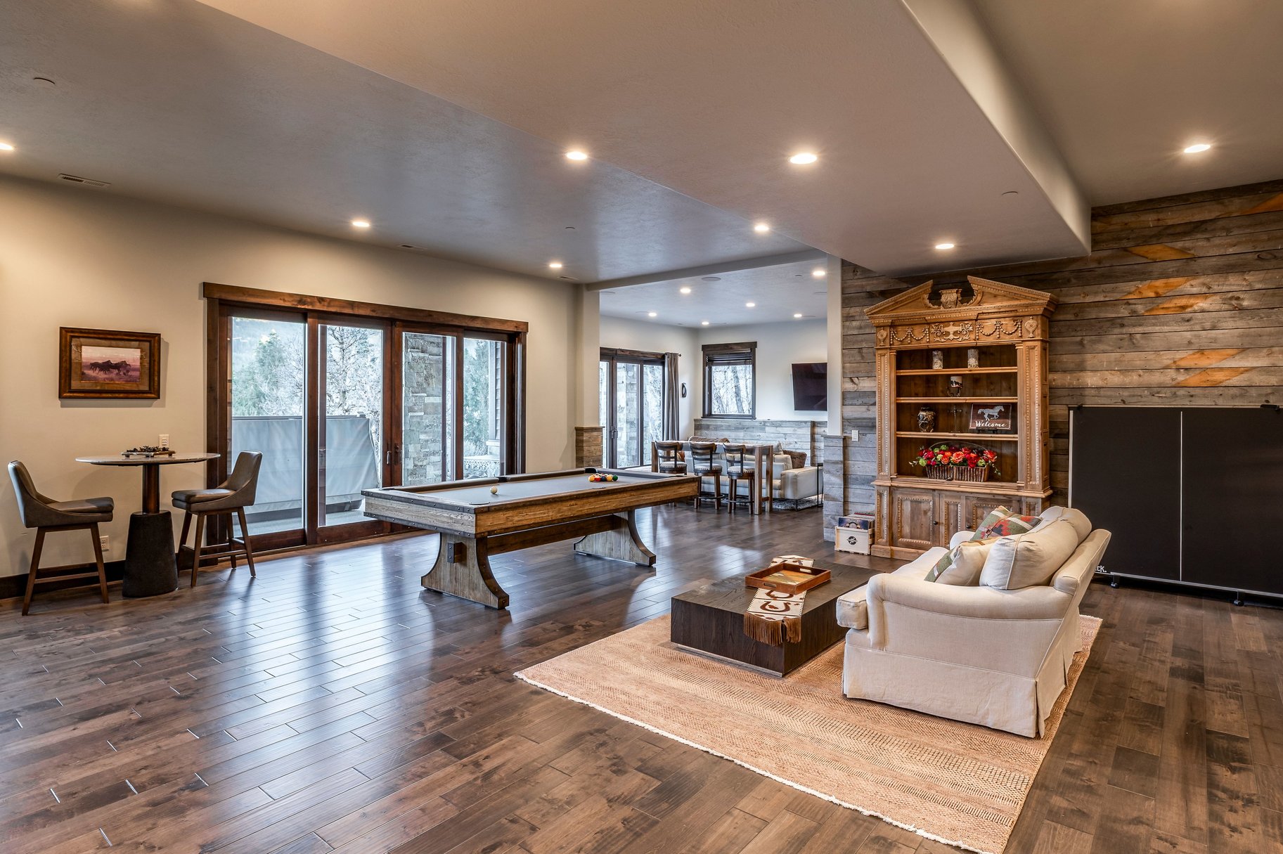 8905 Parleys Lane