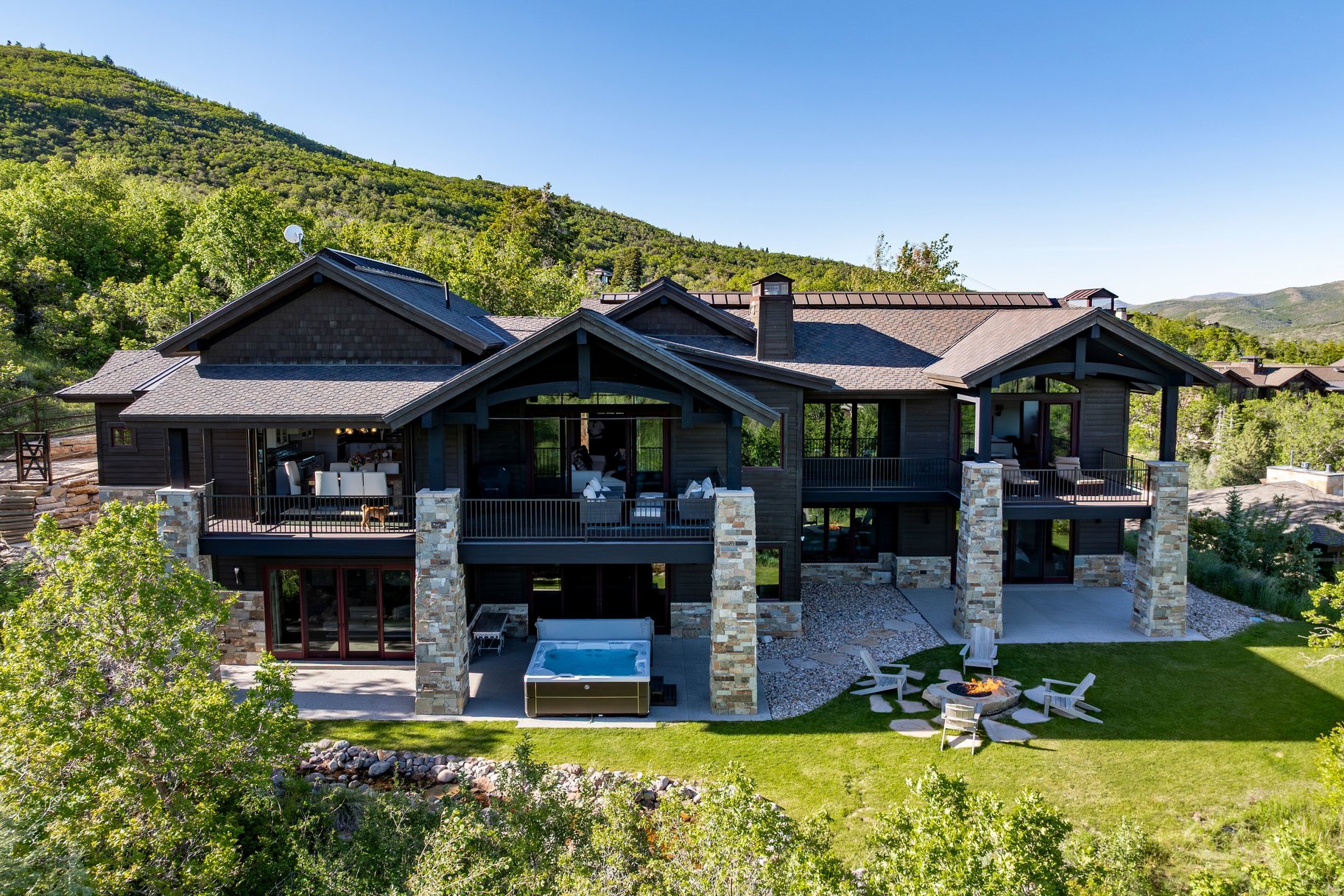 8905 Parleys Lane