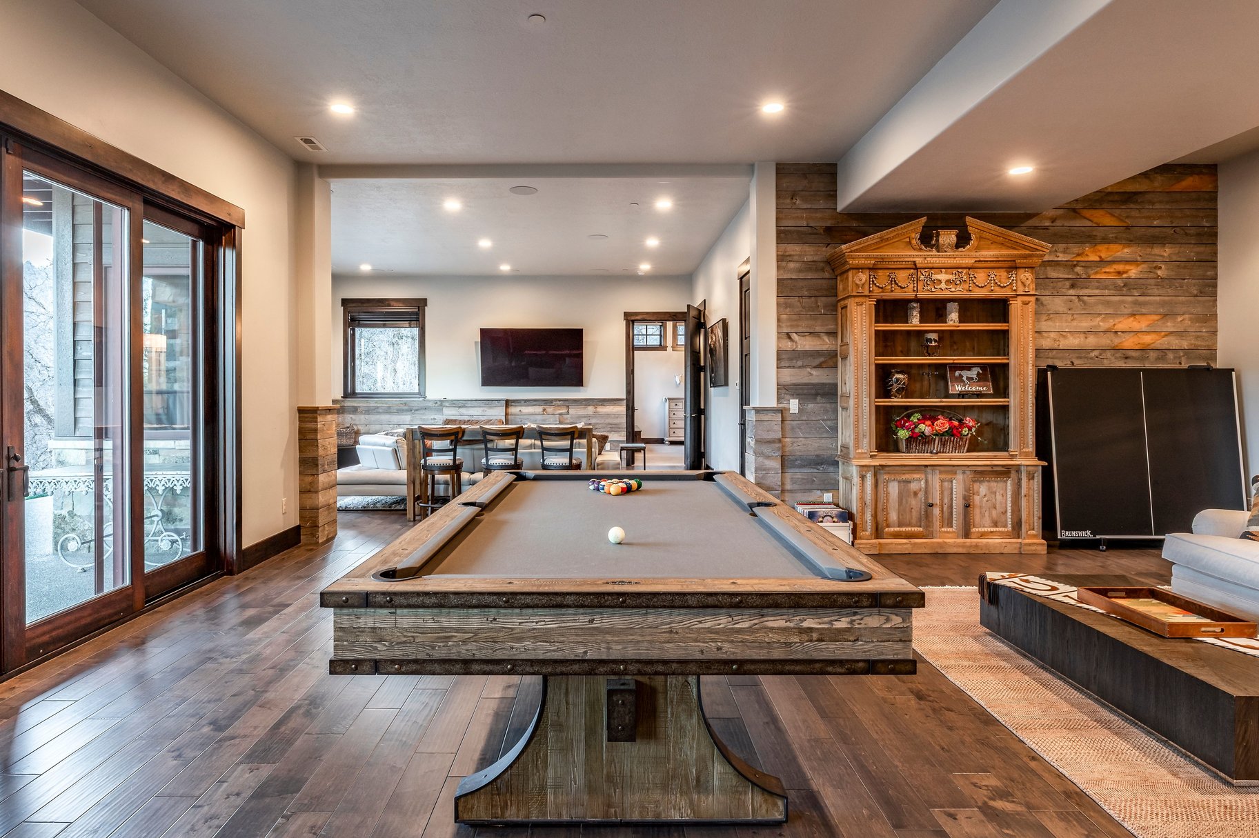 8905 Parleys Lane