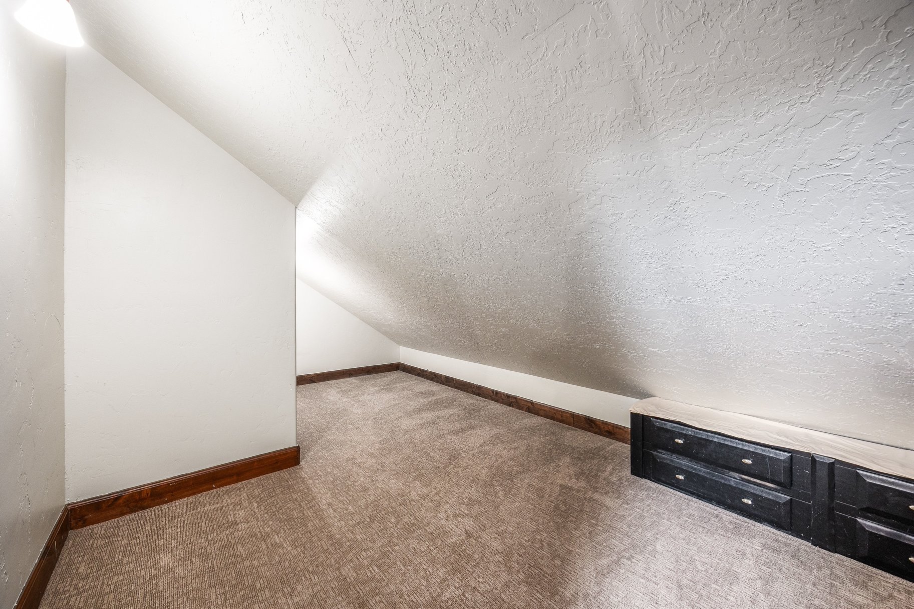 170 Pole Drive