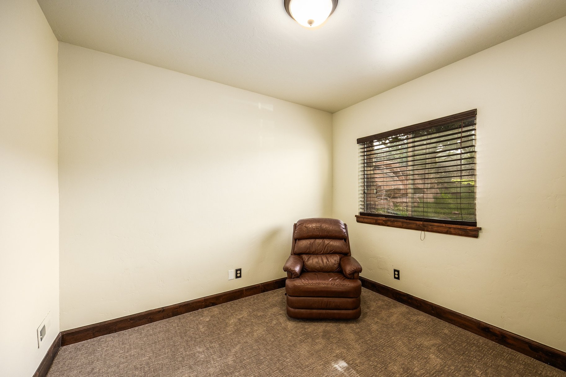 170 Pole Drive