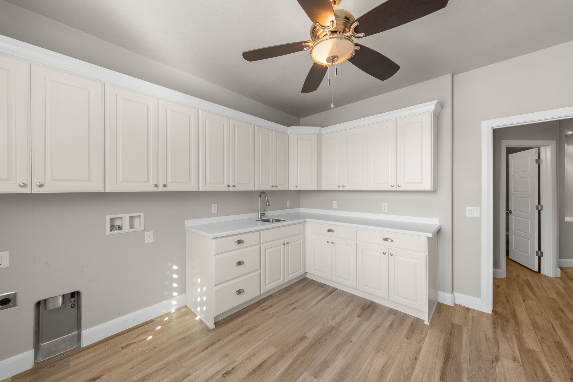 411 N Highland Parkway