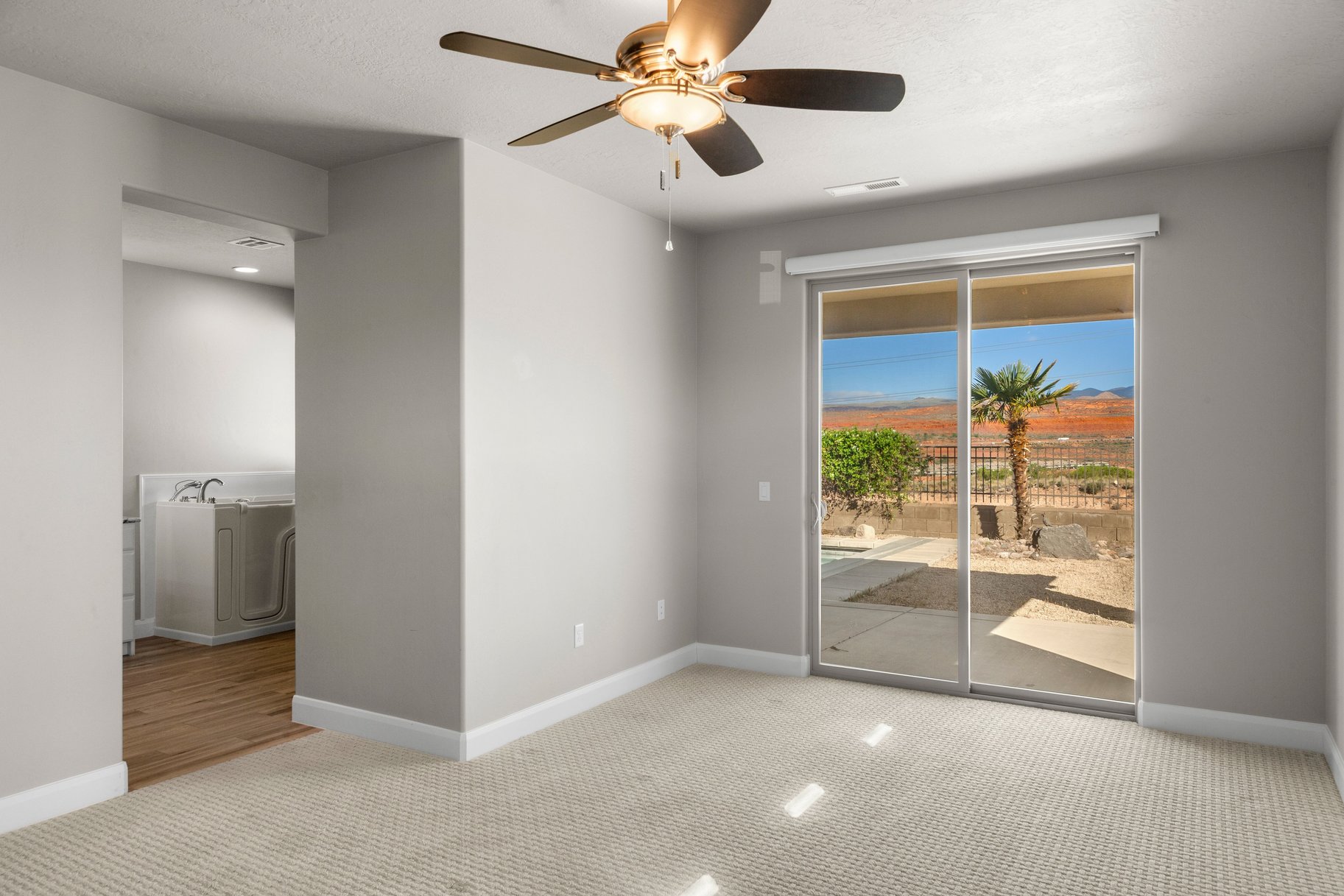 411 N Highland Parkway