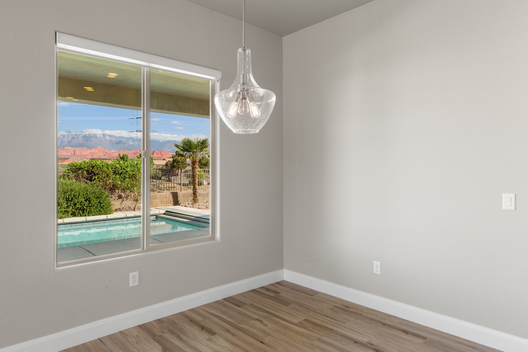 411 N Highland Parkway