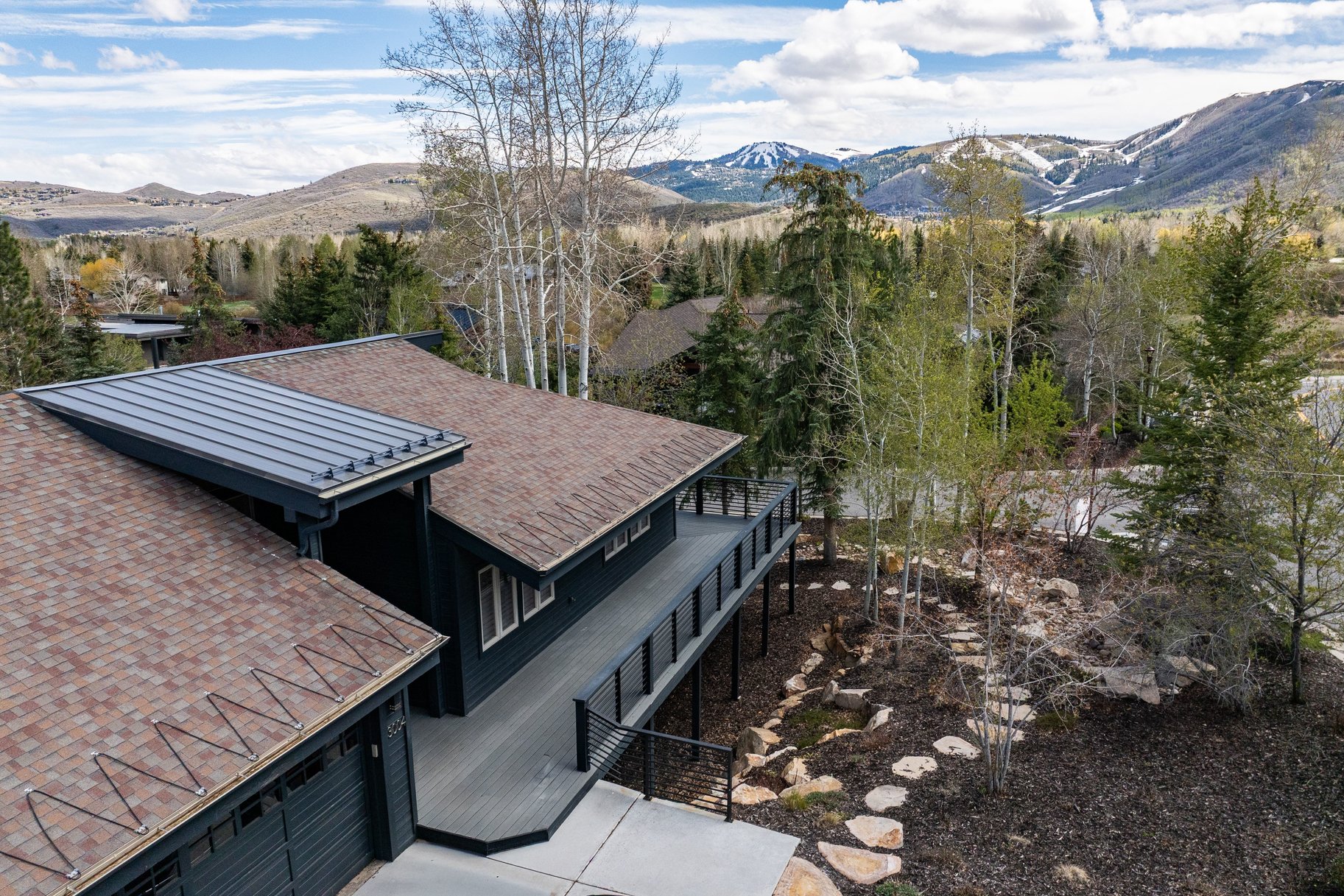 3004 Meadows Drive